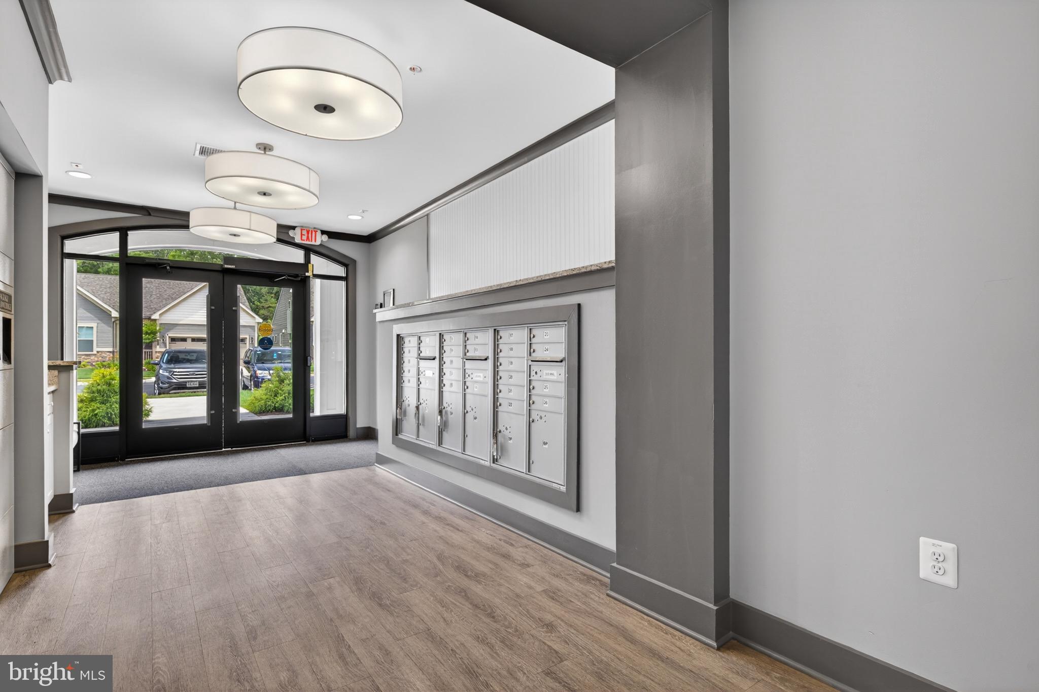 21630 HAWKSBILL HIGH CIRCLE 405