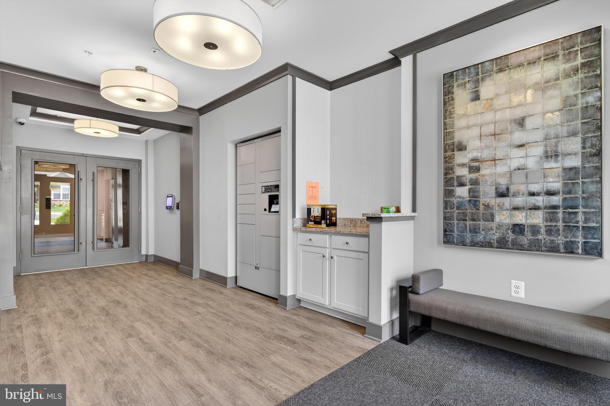 21630 HAWKSBILL HIGH CIRCLE 405