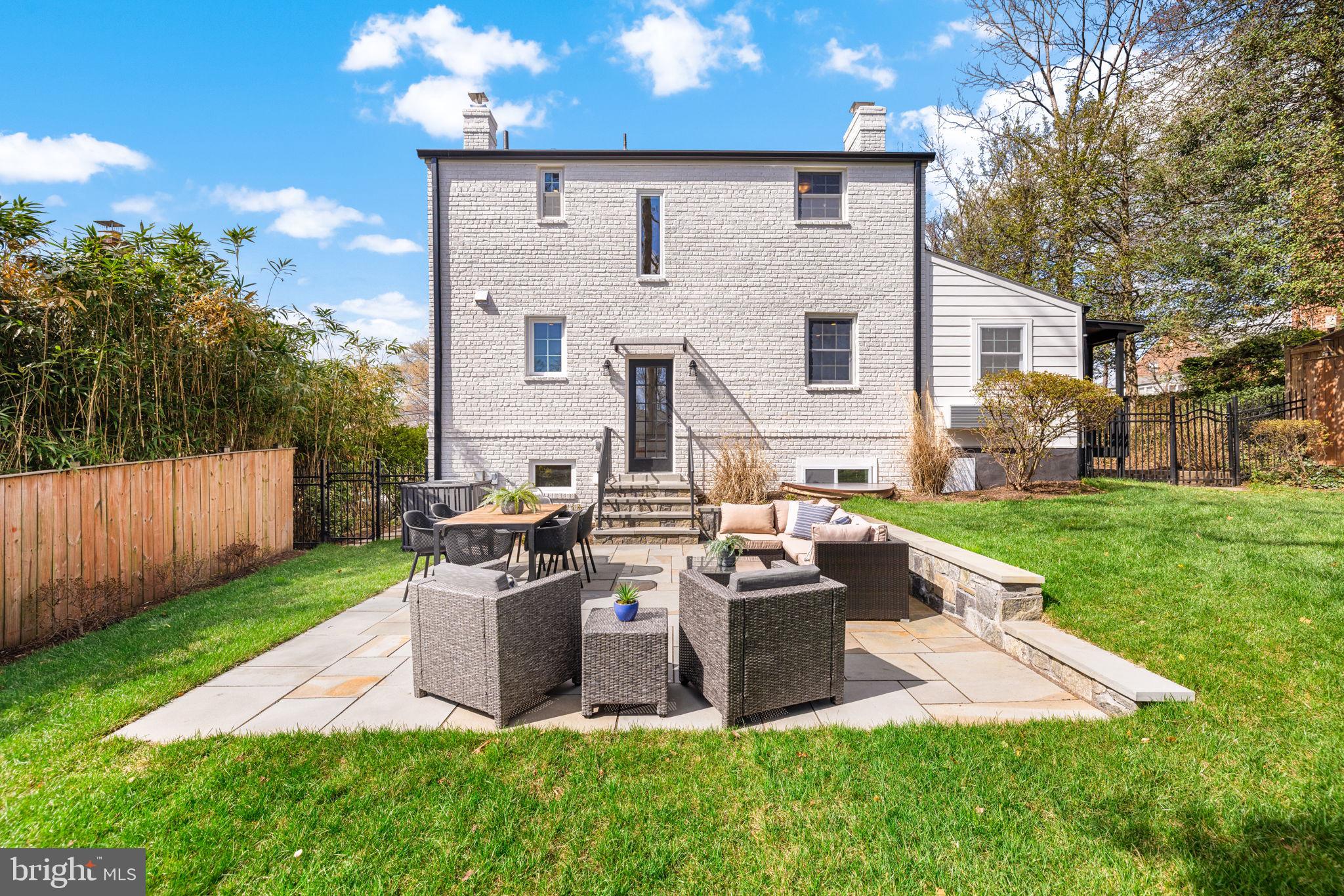 ROCK CREEK FOREST - Residential