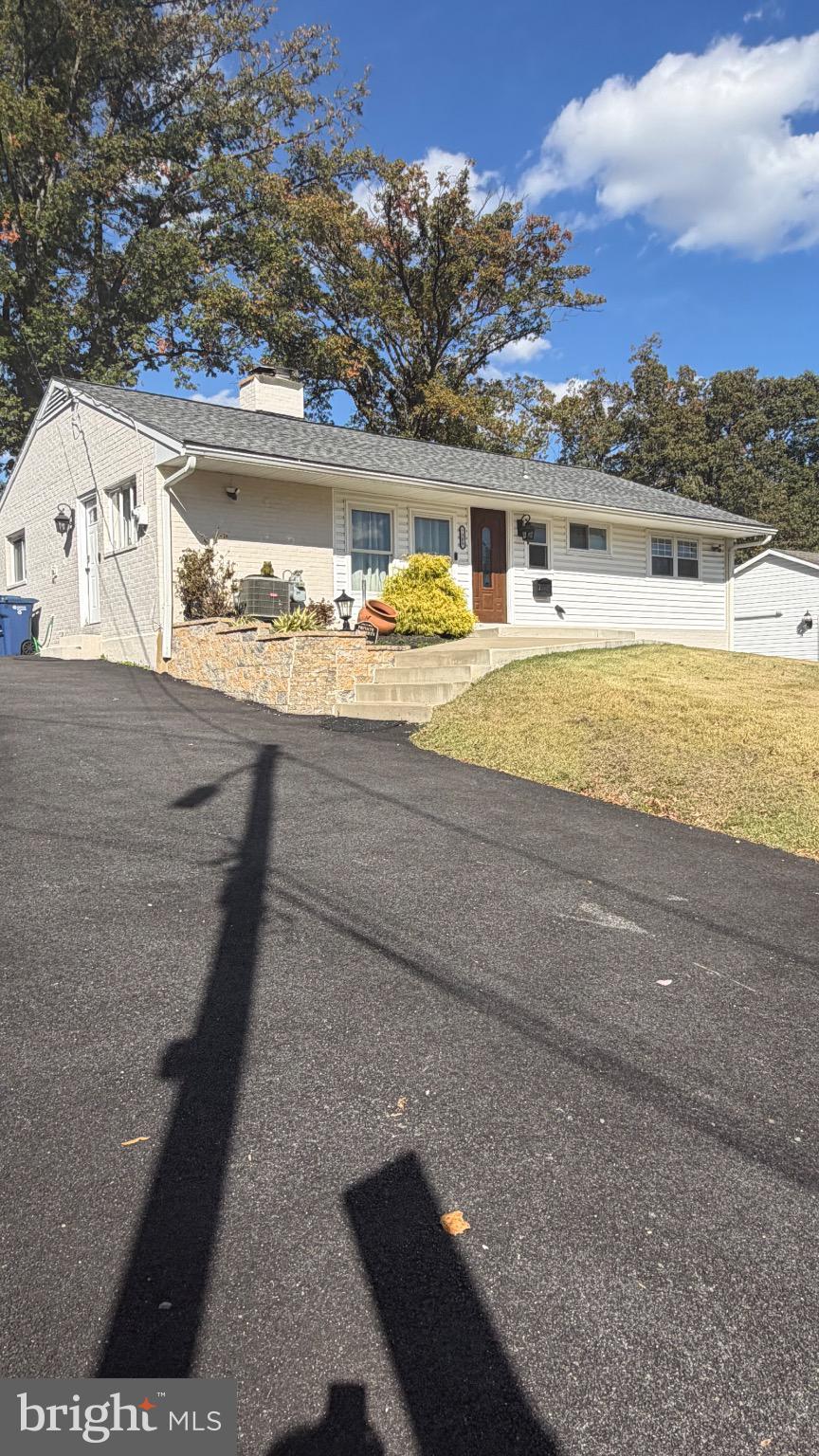 MONTICELLO FOREST - Residential Lease