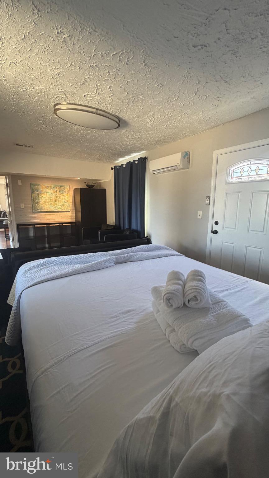 MONTICELLO FOREST - Residential Lease