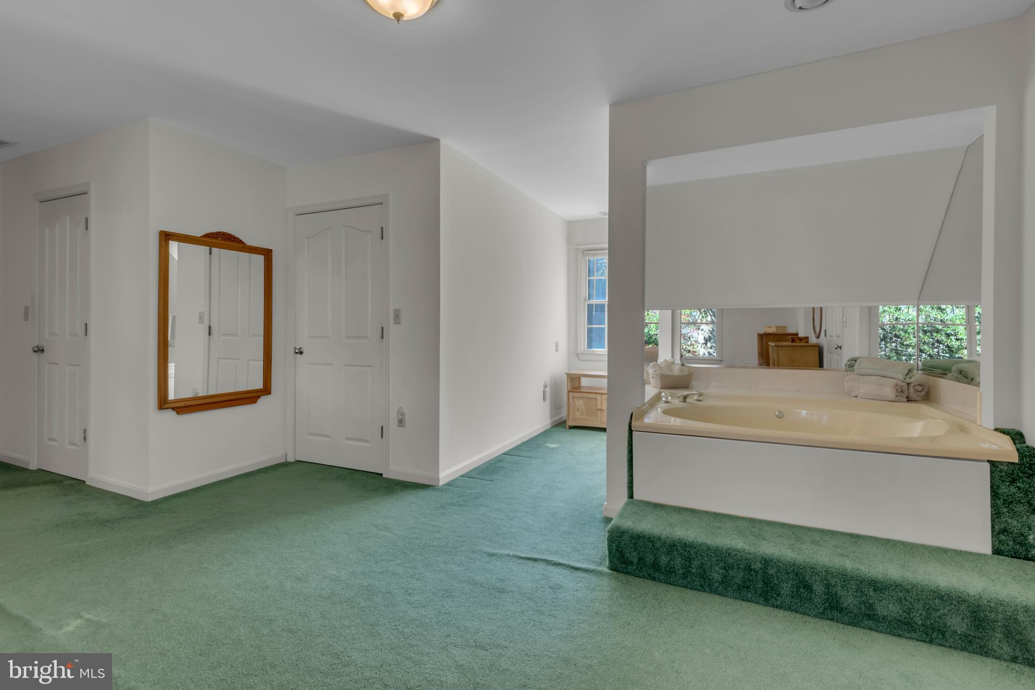 CHESTER HARBOR - Residential