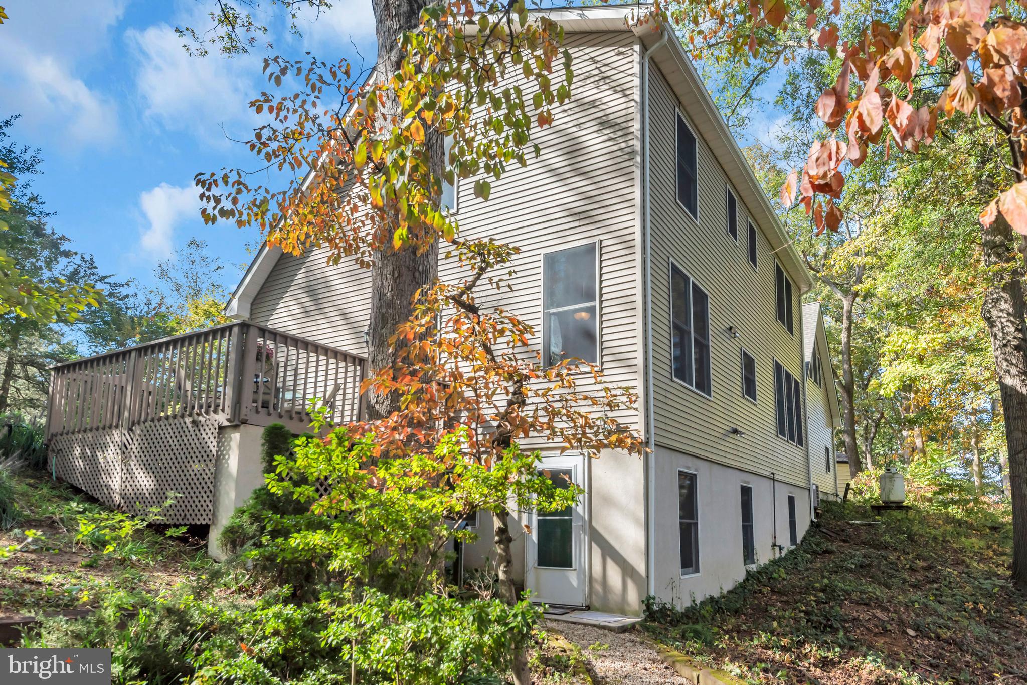 CHESTER HARBOR - Residential