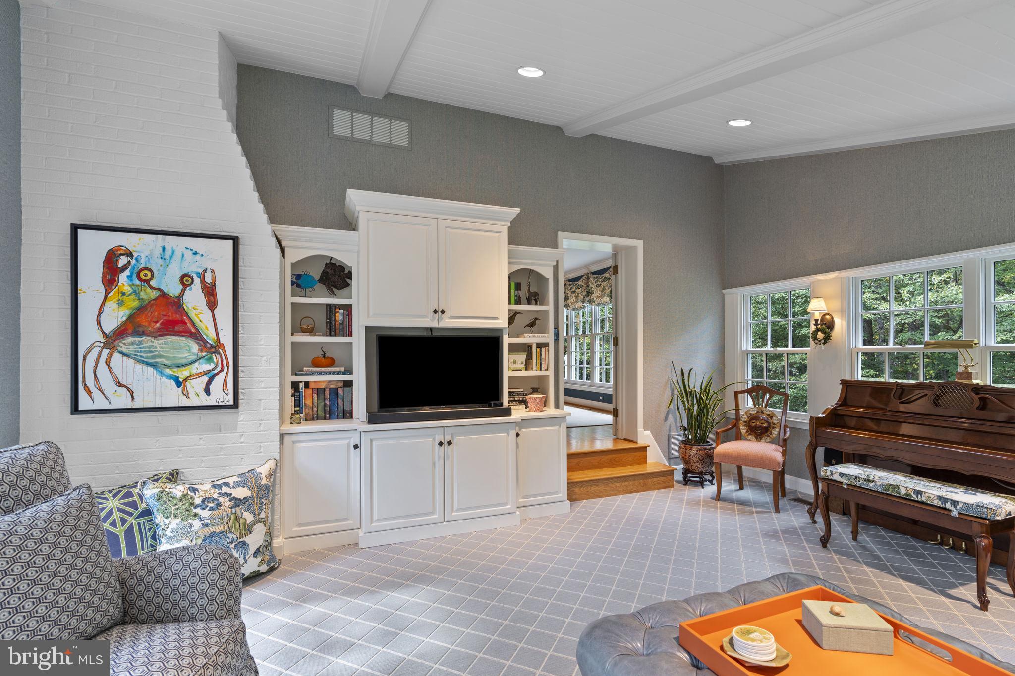 FIVE FARMS - Residential