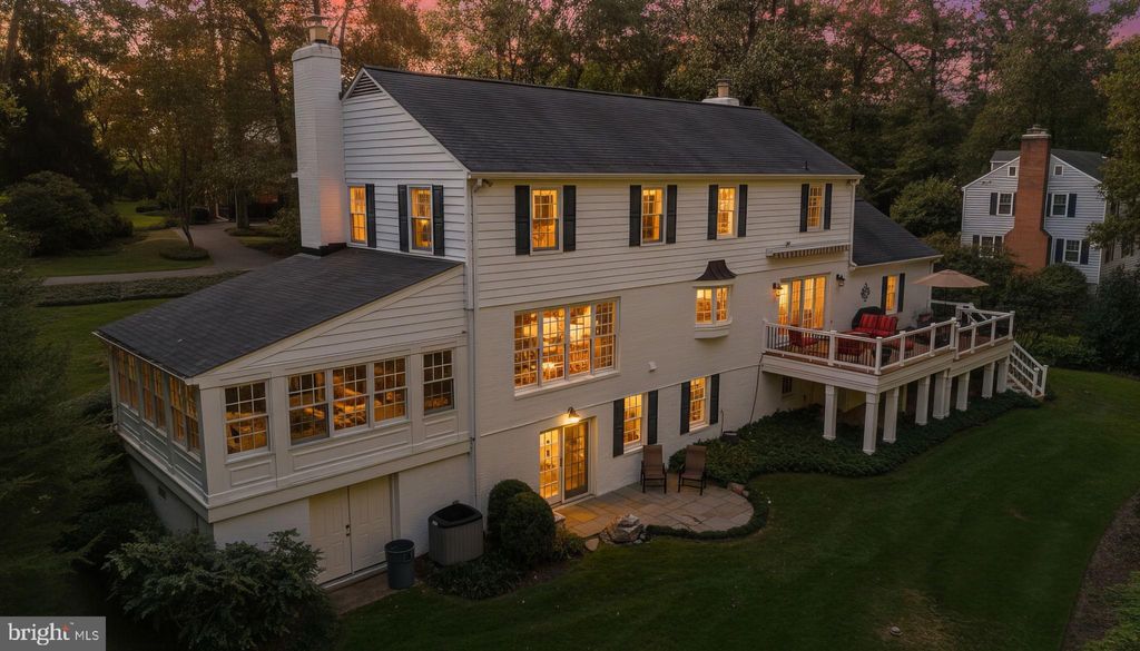 Photo of 734 Chapel Ridge Rd, LUTHERVILLE TIMONIUM, MD 21093 (MLS # MDBC2142996)