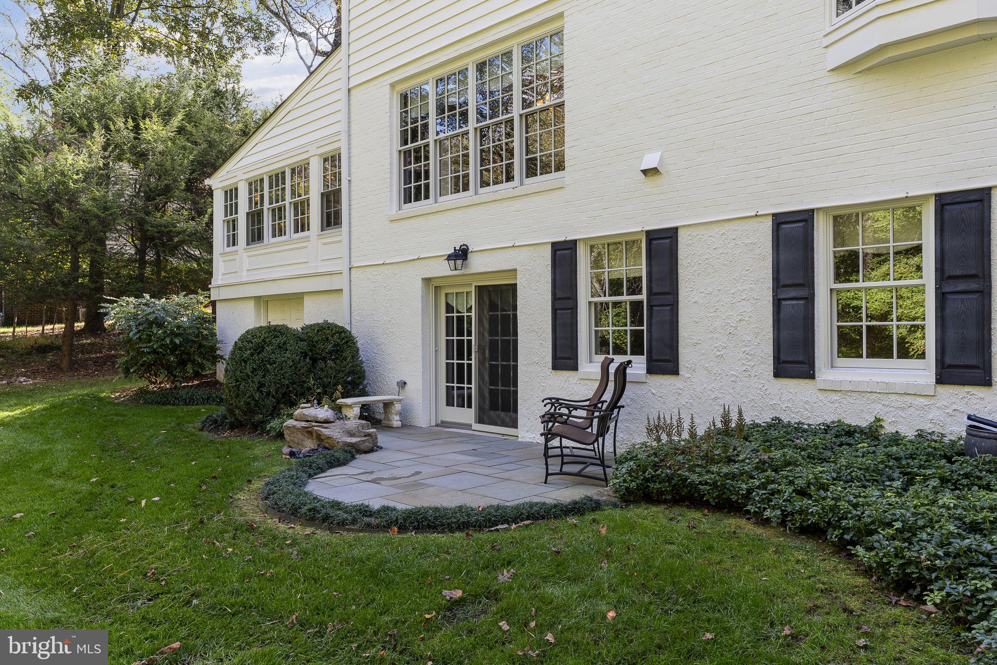 FIVE FARMS - Residential