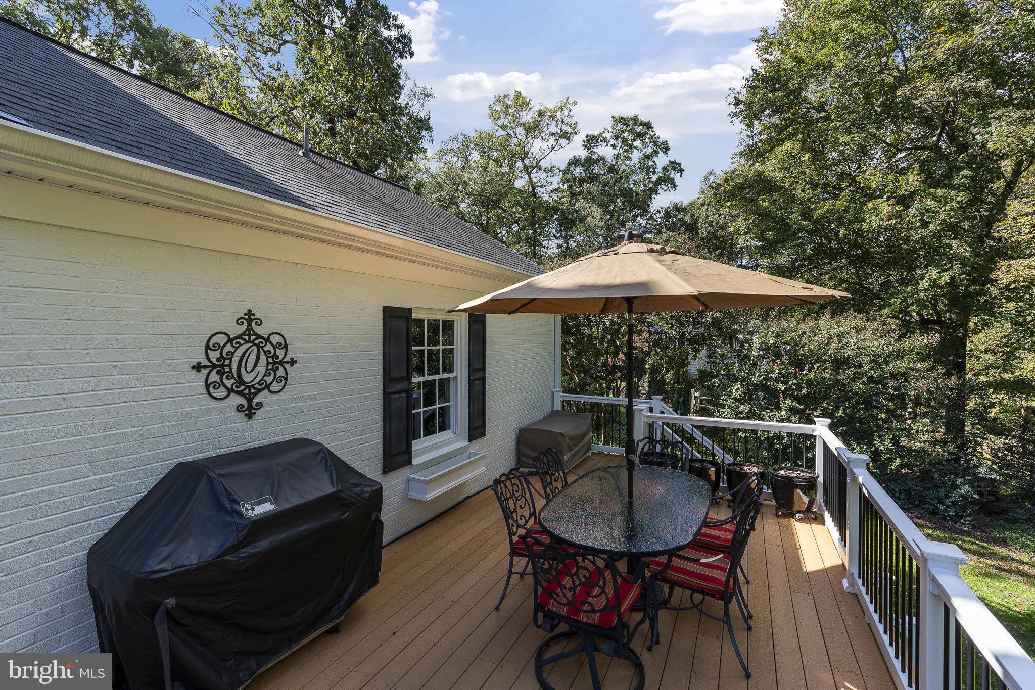 FIVE FARMS - Residential