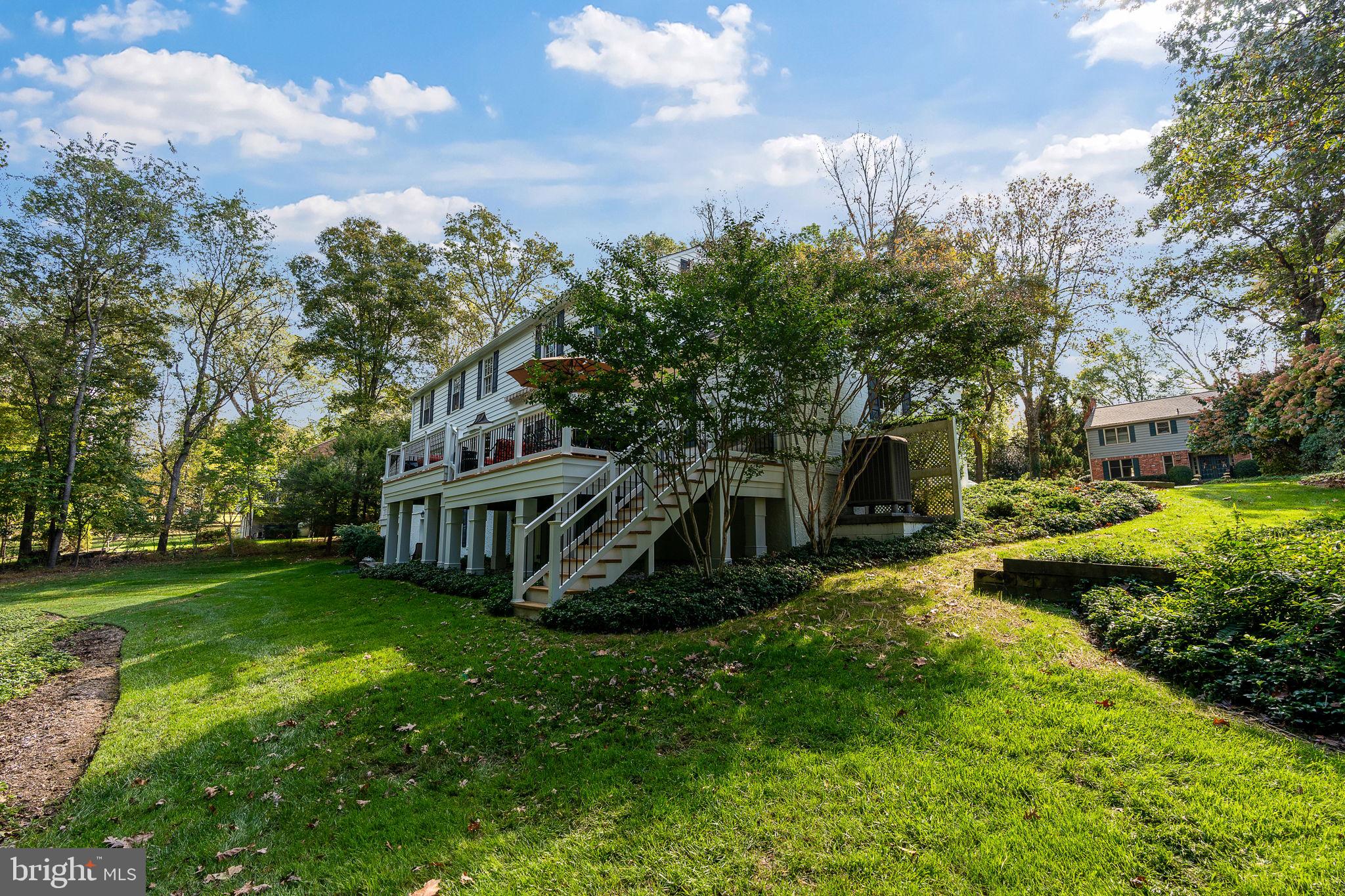FIVE FARMS - Residential