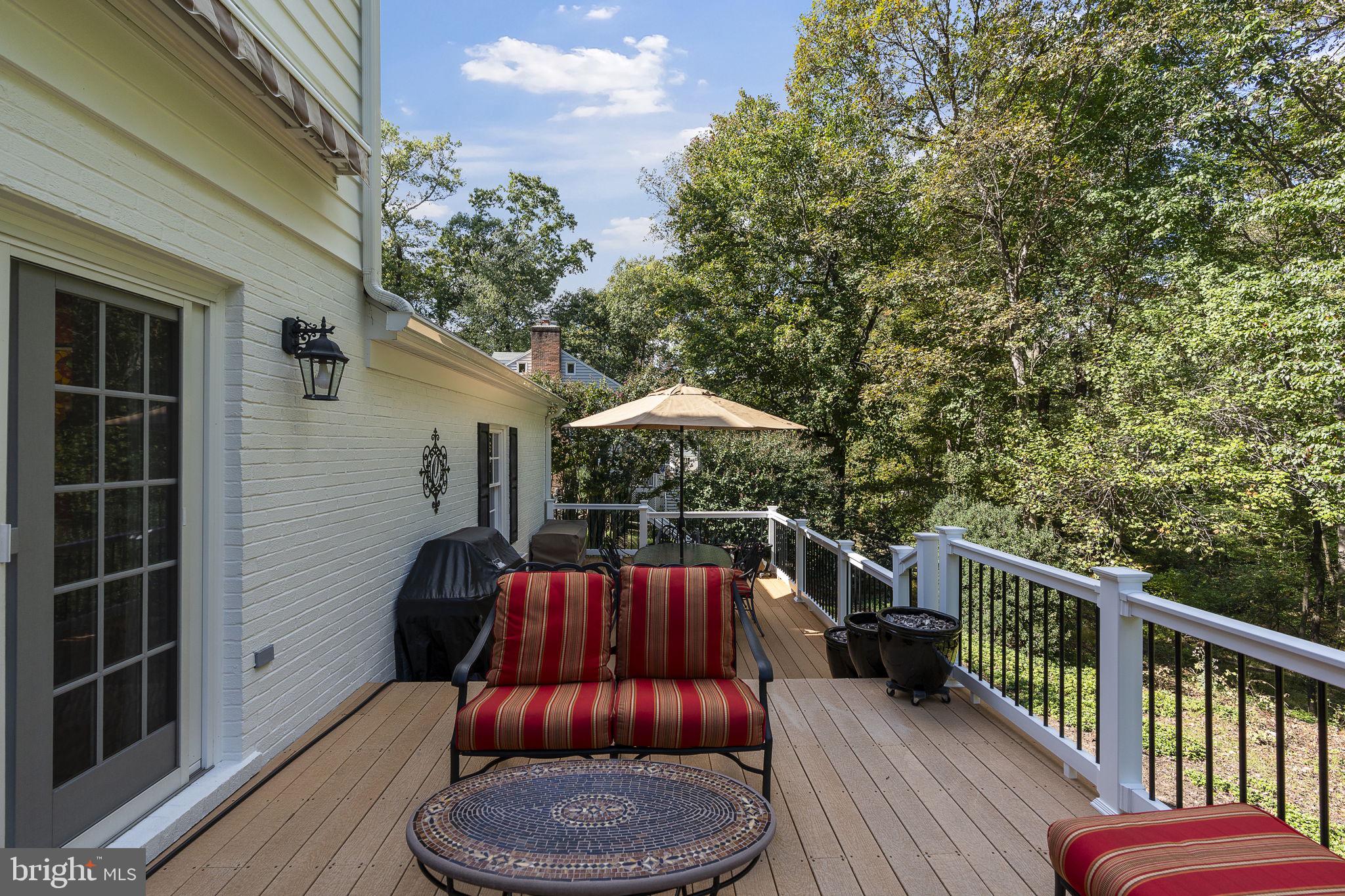 FIVE FARMS - Residential