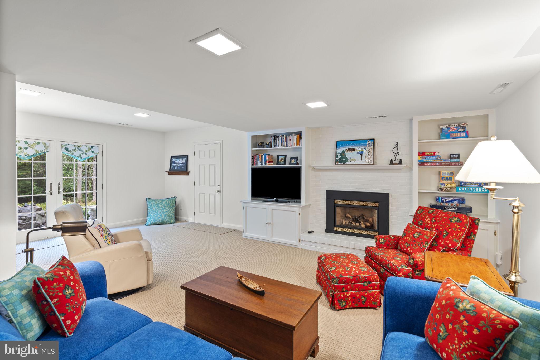 FIVE FARMS - Residential