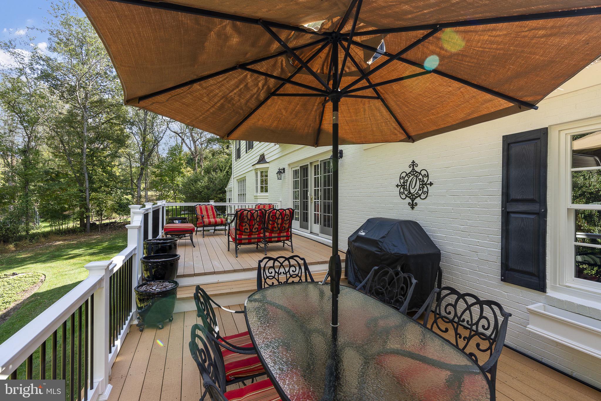 FIVE FARMS - Residential