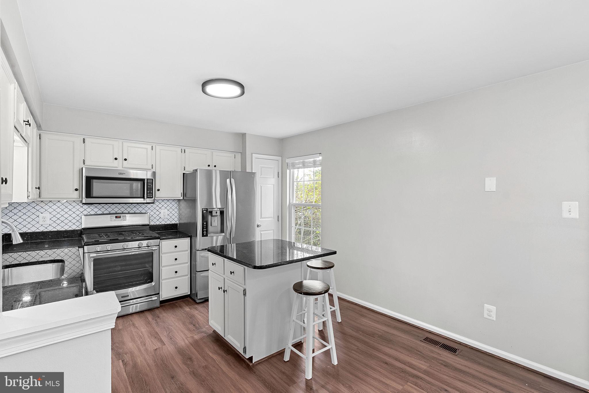 ASHBURN FARM - Residential