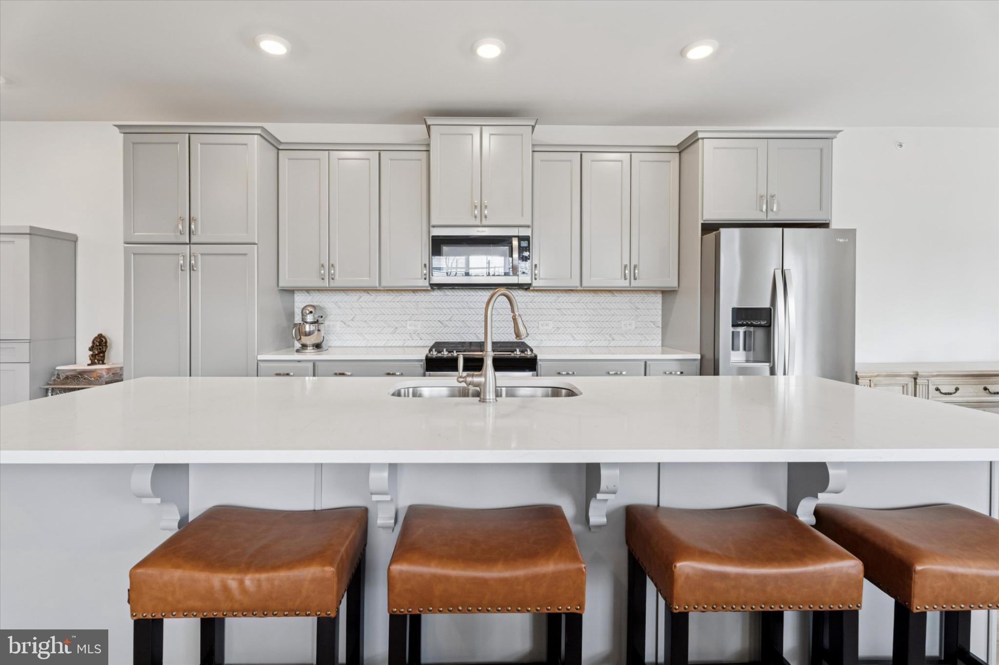 SPRING OAK - Residential