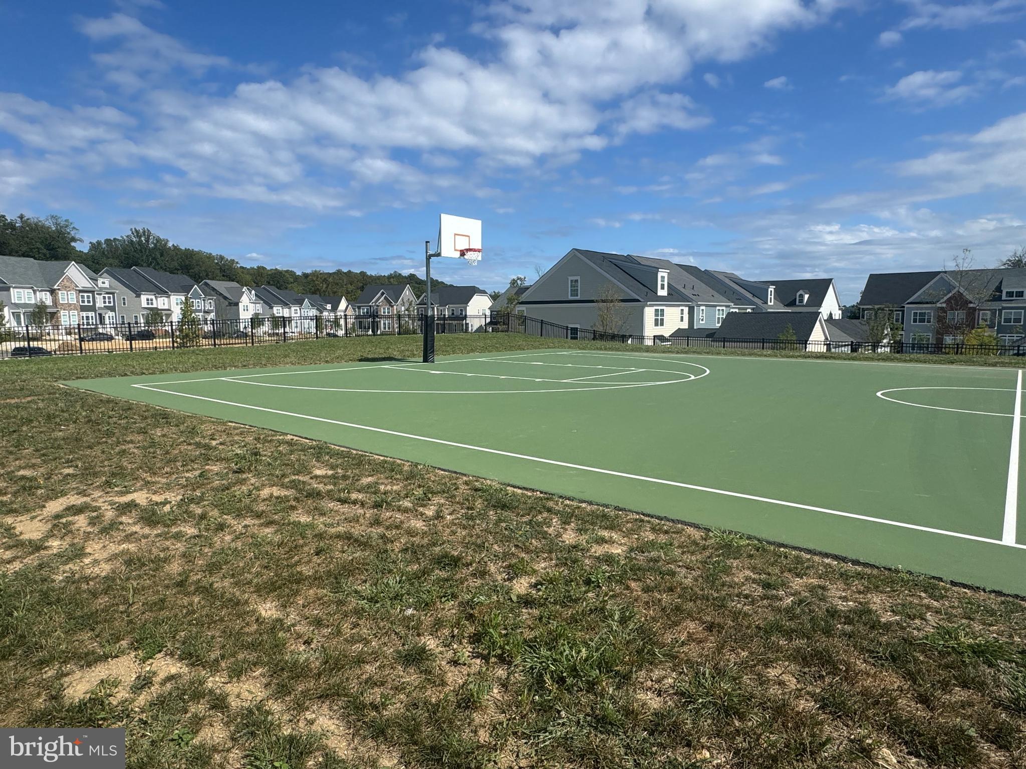 SPRING OAK - Residential