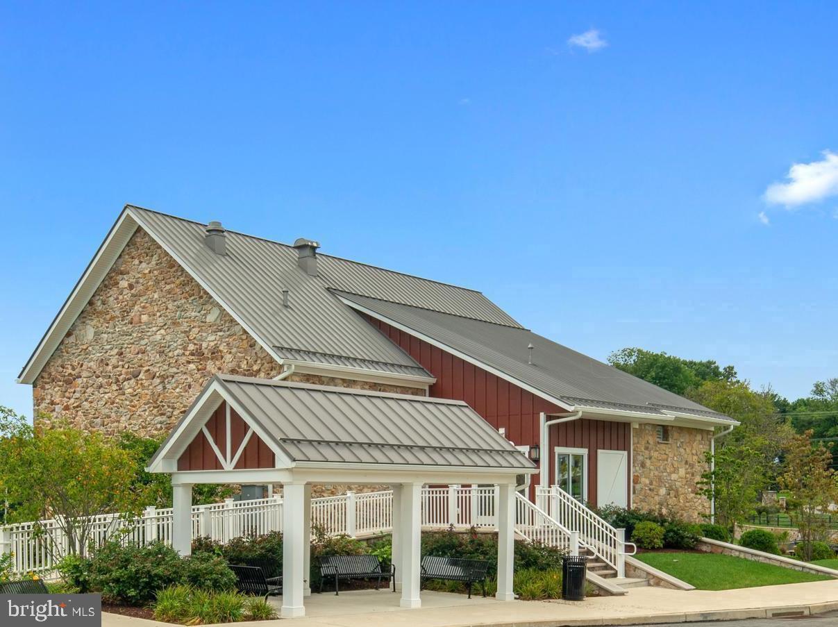 SPRING OAK - Residential