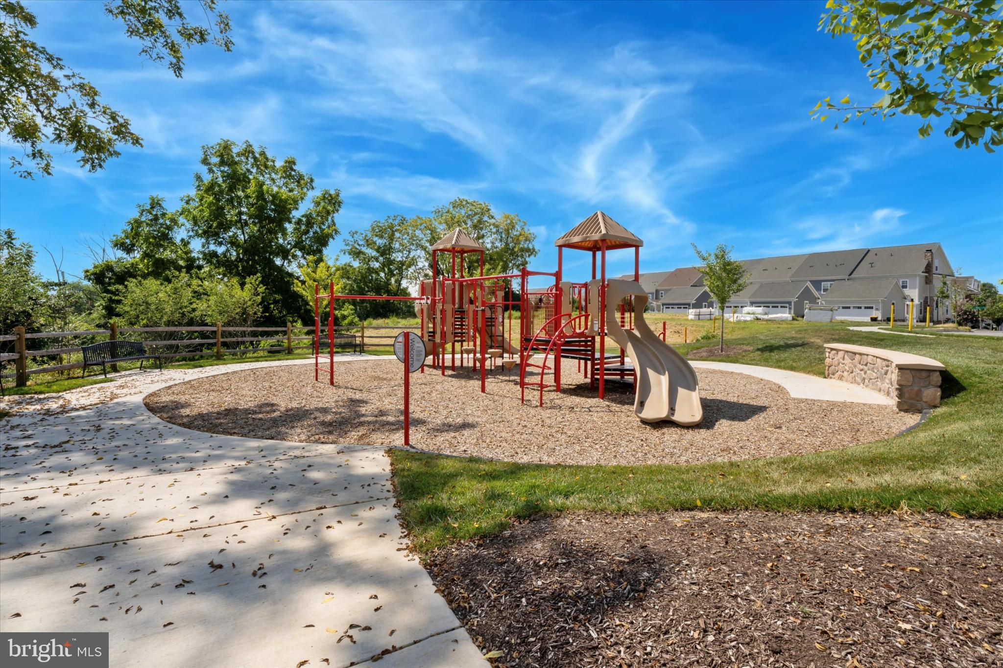 SPRING OAK - Residential