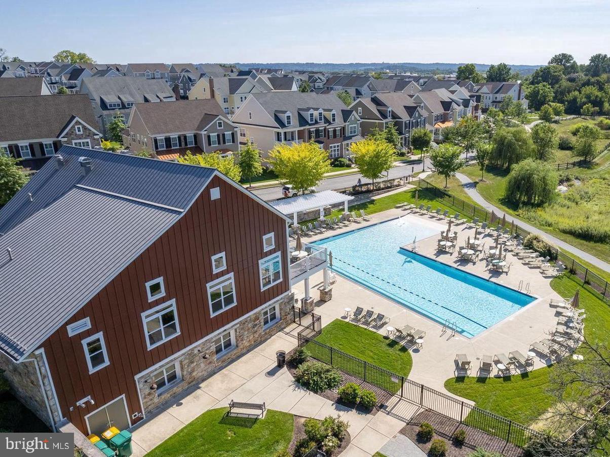 SPRING OAK - Residential