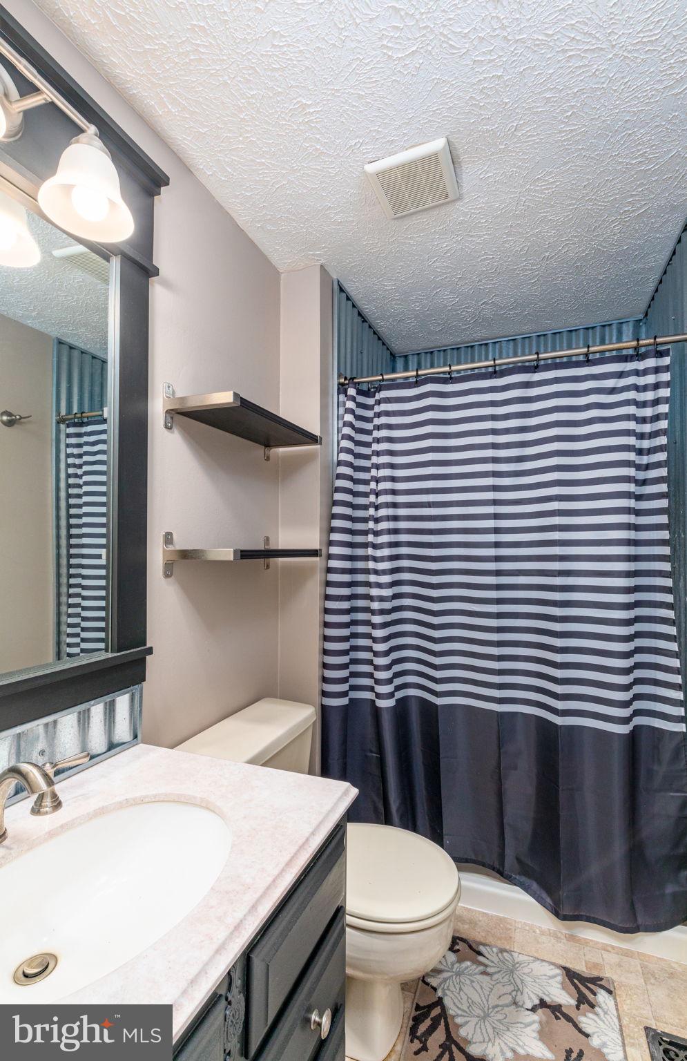 VILLAGE OF THOMAS RUN - Residential