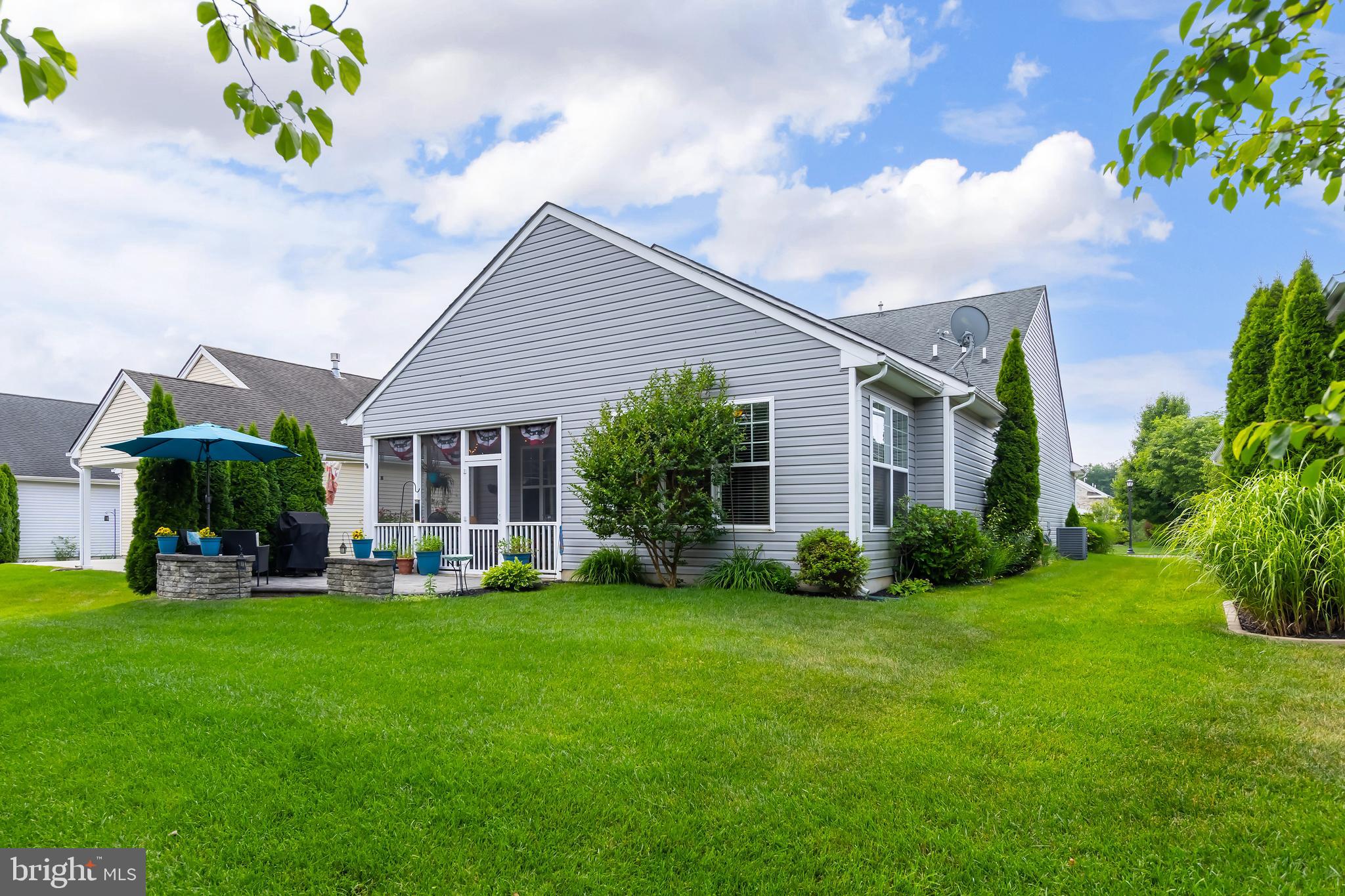 27 EMBASSY DRIVE