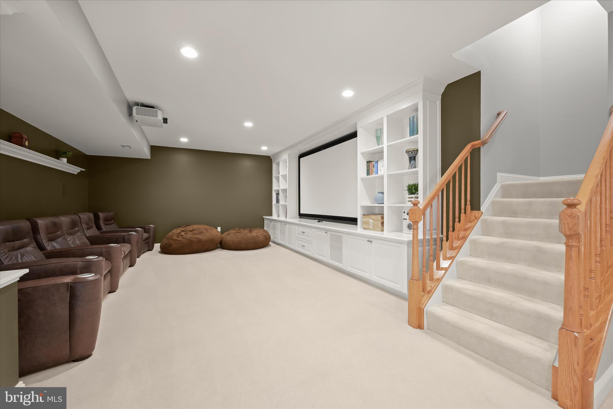 THE ESTATES AT CLOVERFIELD - Residential