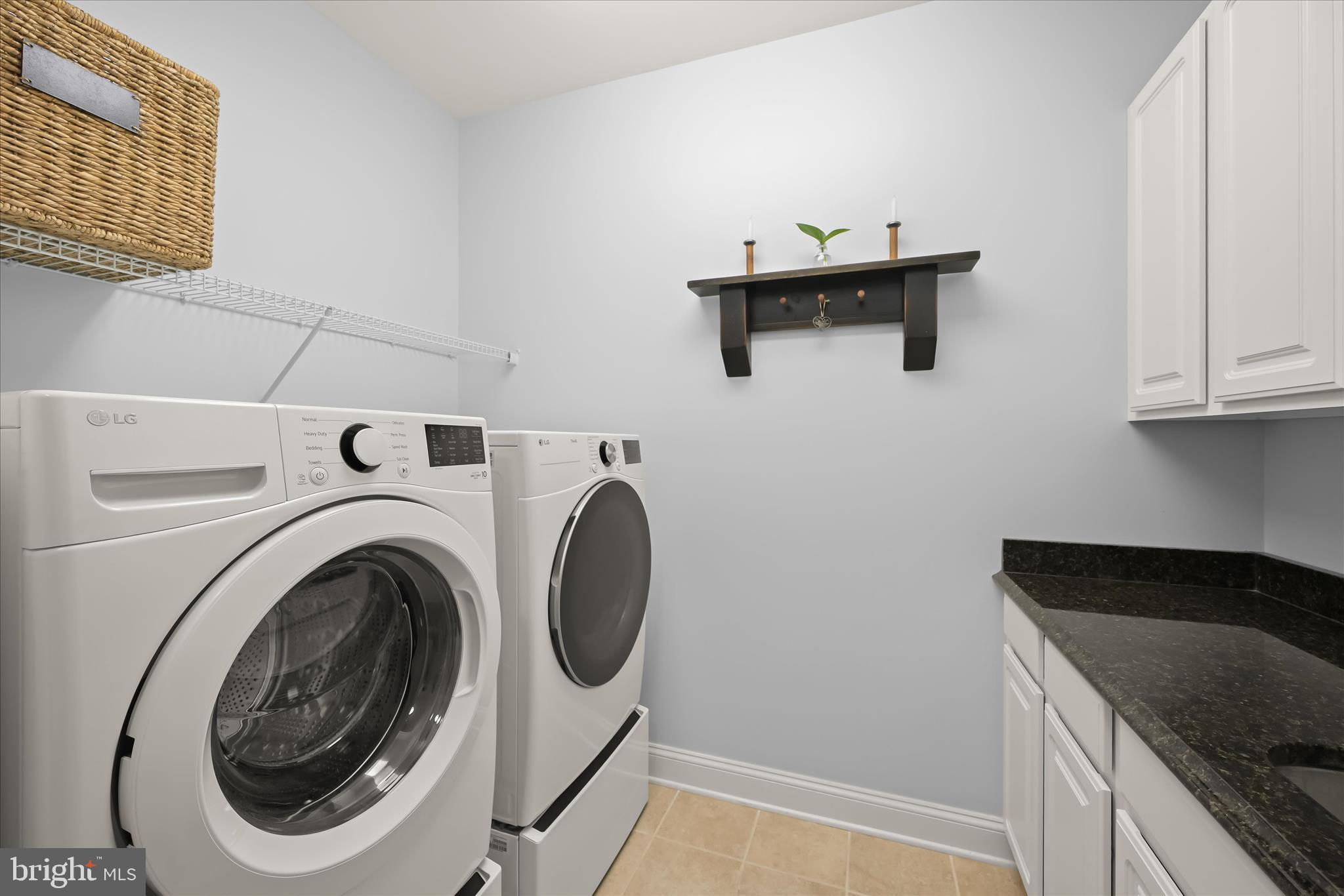 THE ESTATES AT CLOVERFIELD - Residential