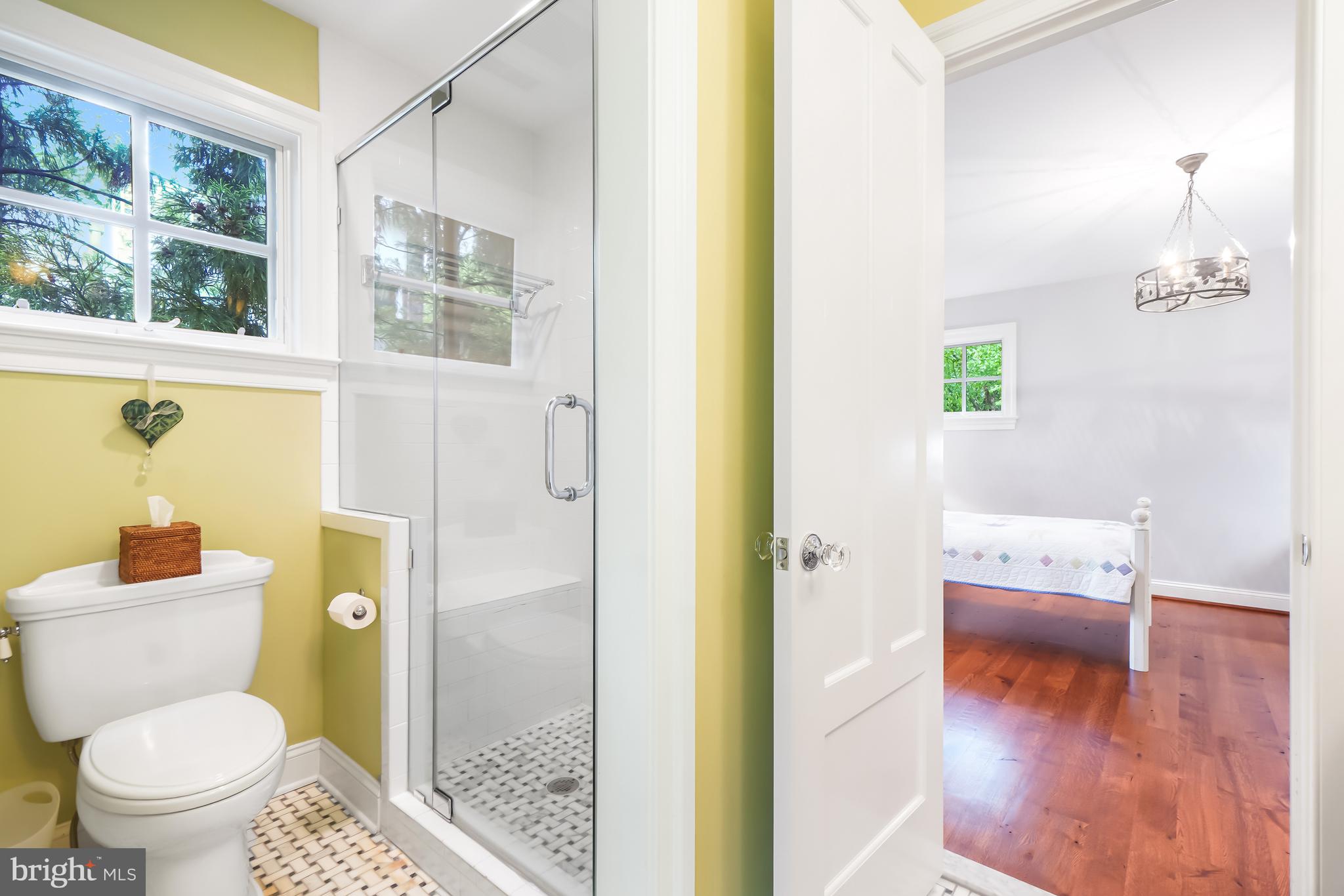 CHEVY CHASE - Residential
