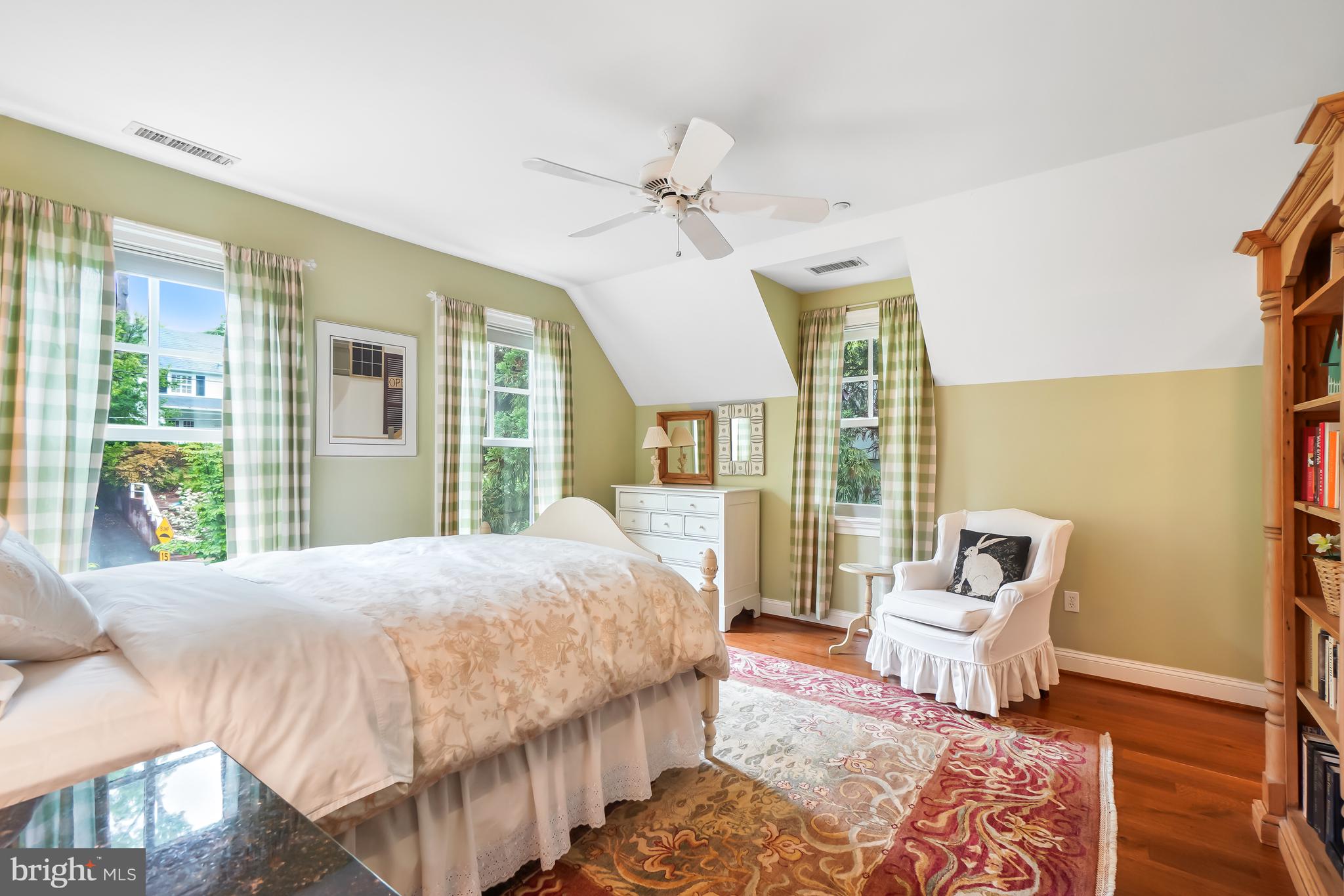 CHEVY CHASE - Residential