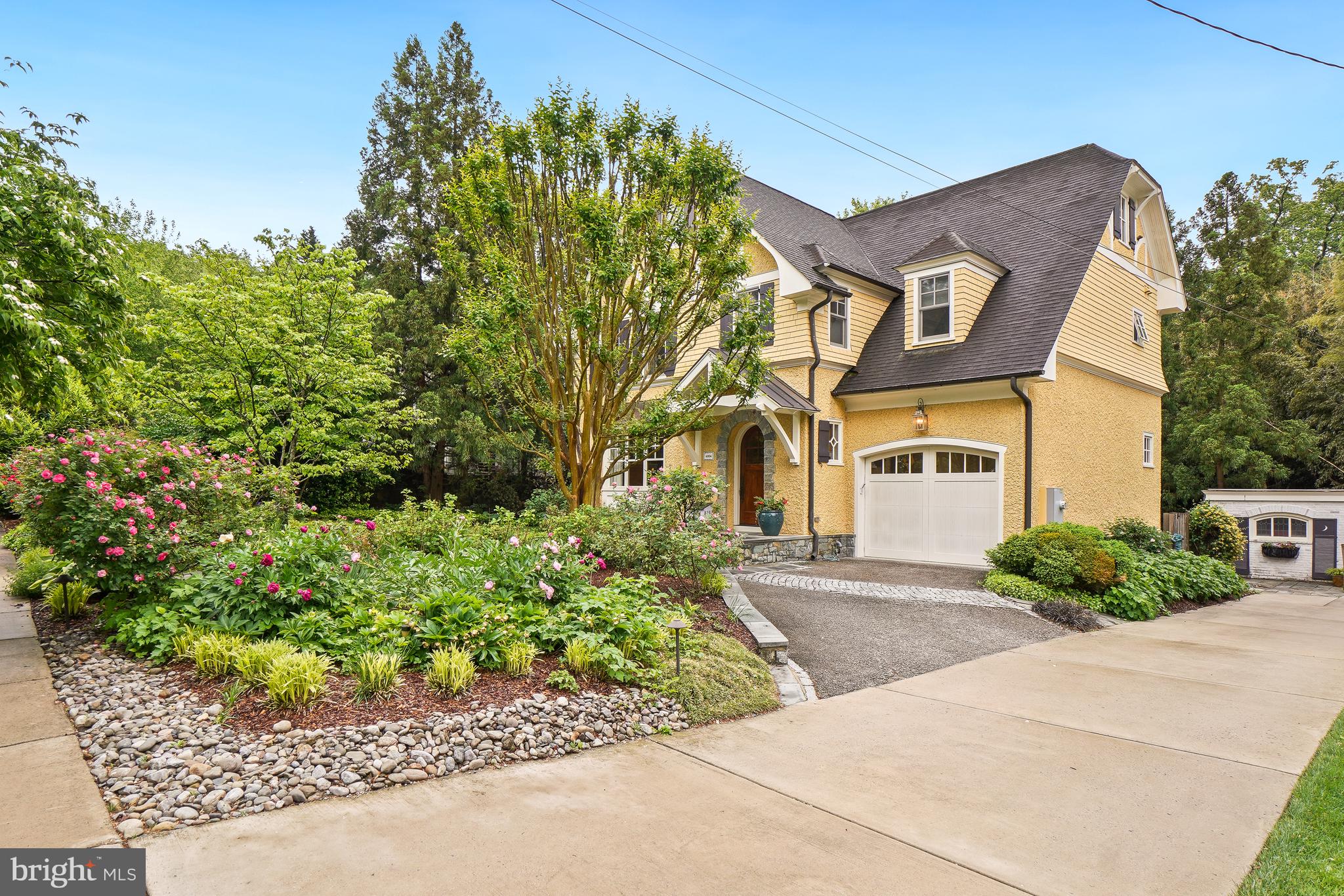 CHEVY CHASE - Residential