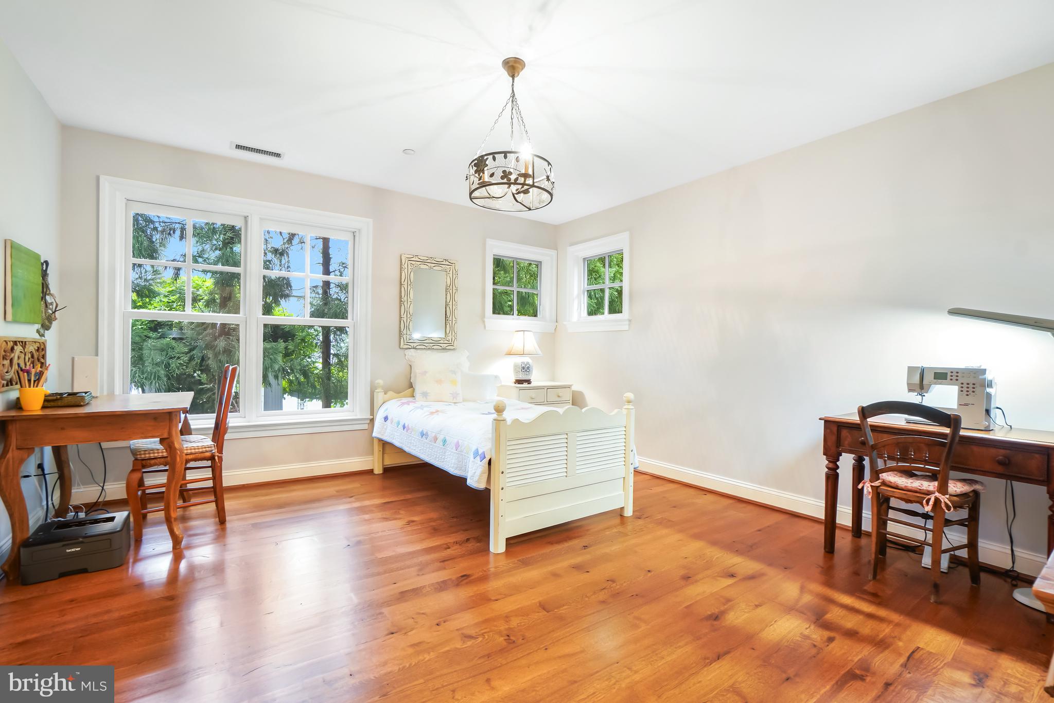 CHEVY CHASE - Residential