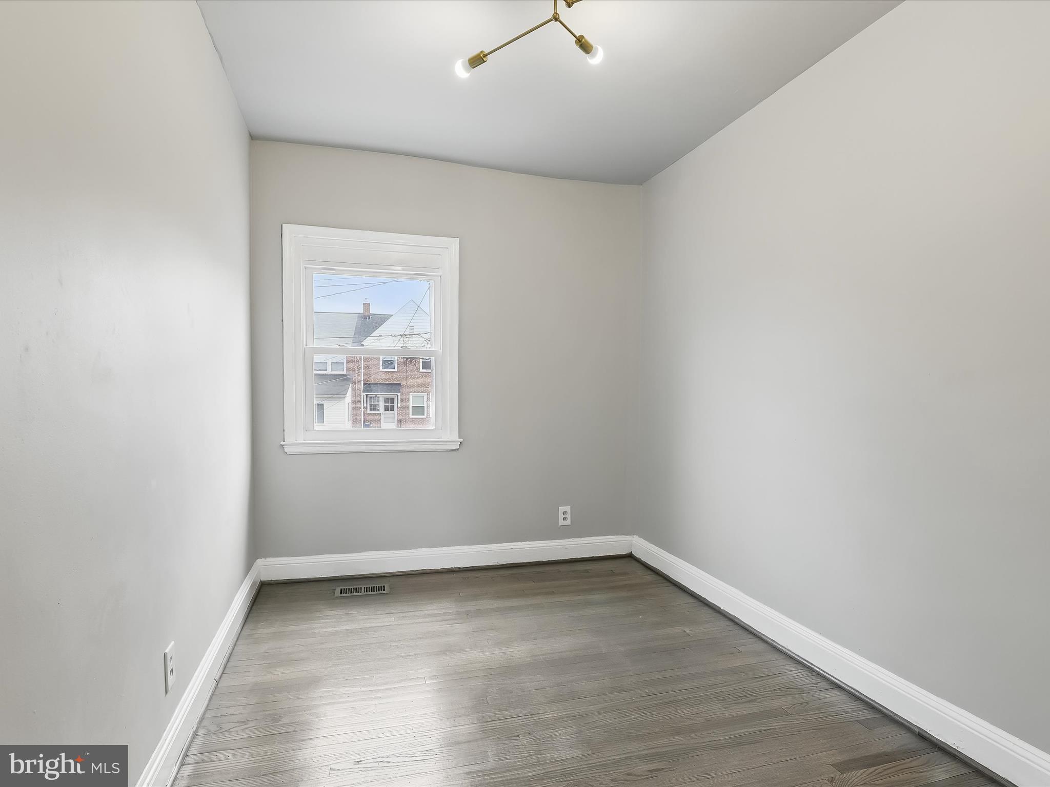 NEW NORTHWOOD - Residential