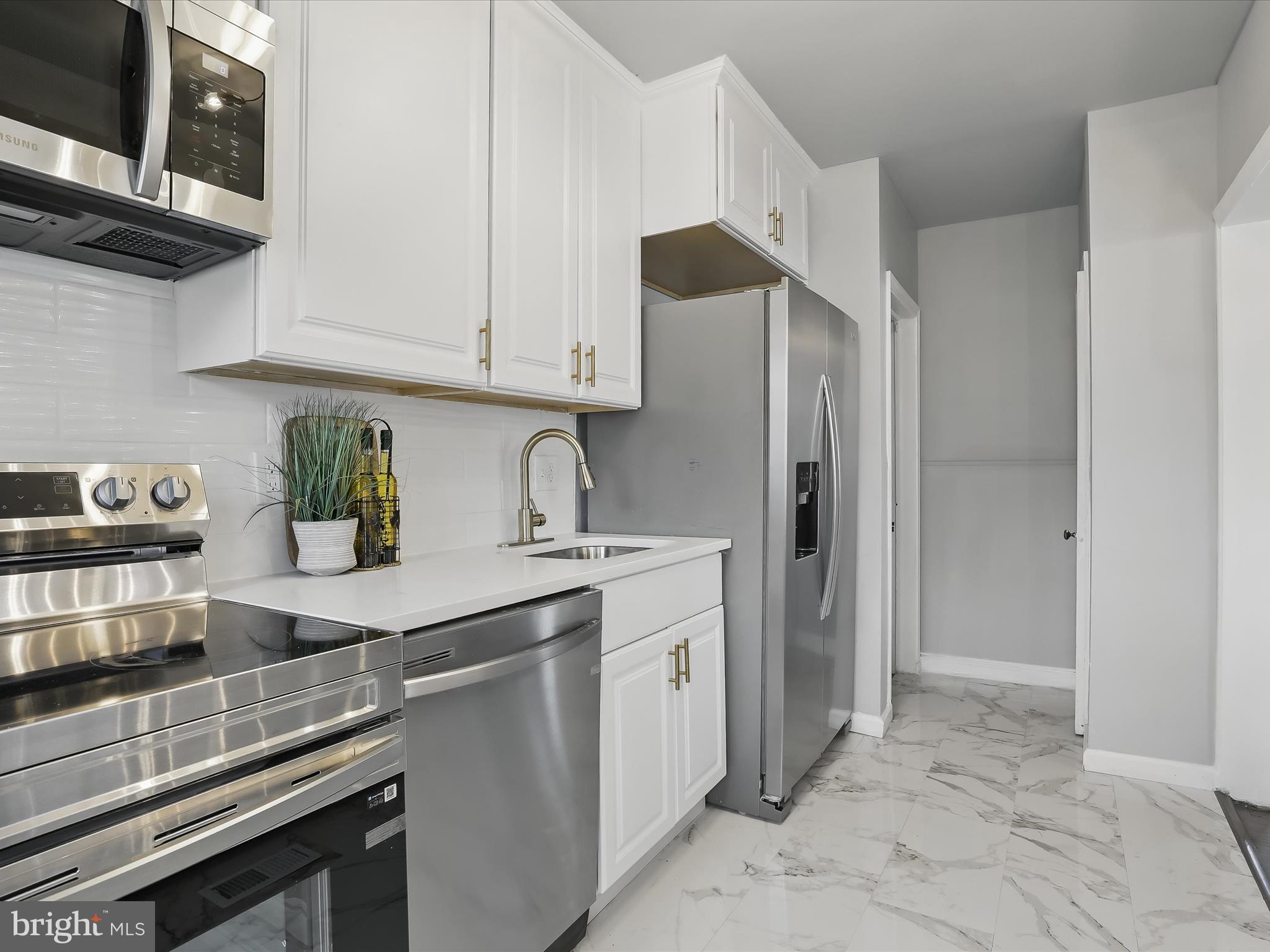 NEW NORTHWOOD - Residential