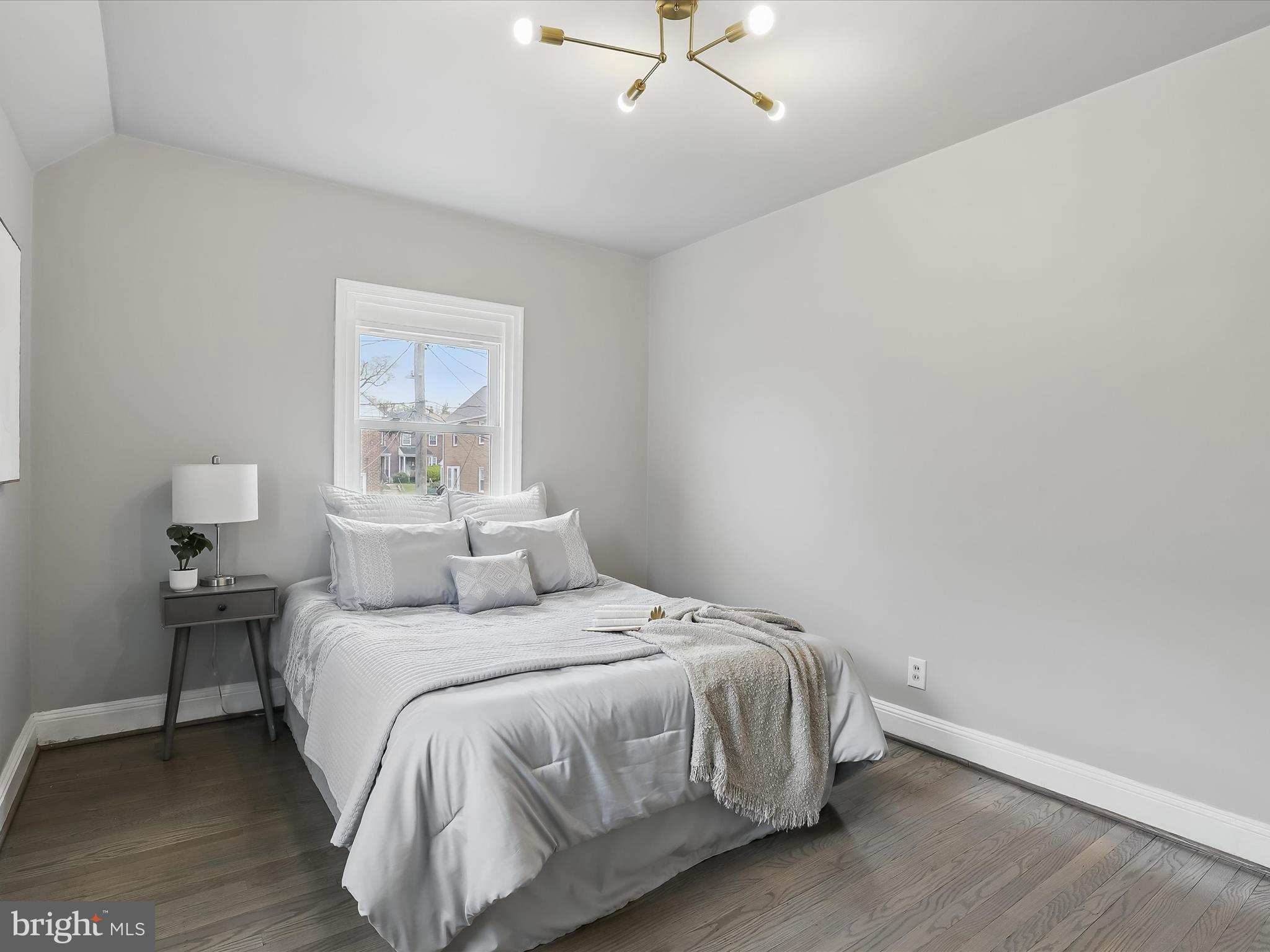 NEW NORTHWOOD - Residential