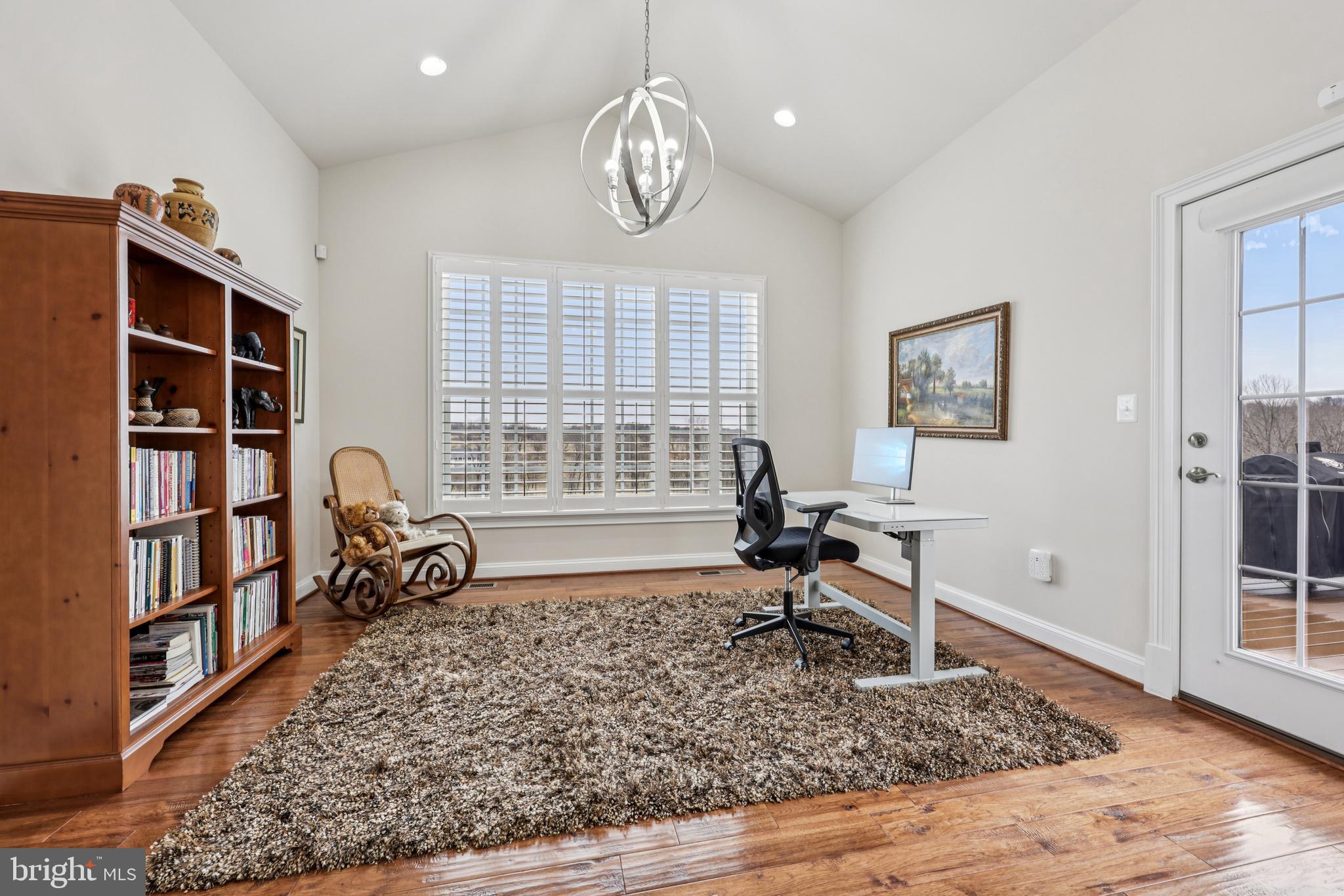 HUNT RIDGE PRESERVE - Residential