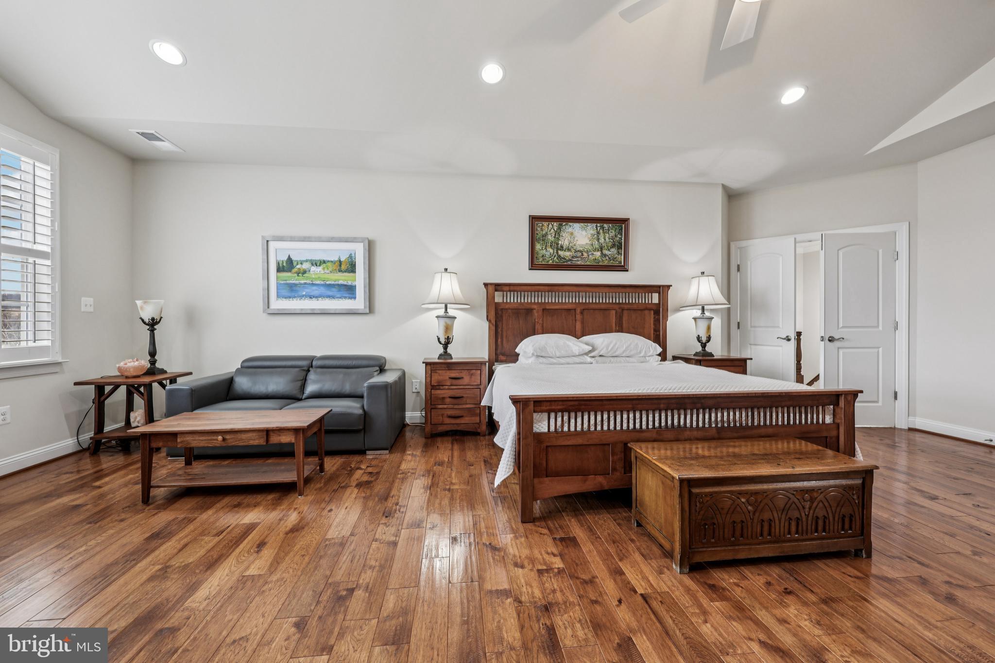 HUNT RIDGE PRESERVE - Residential