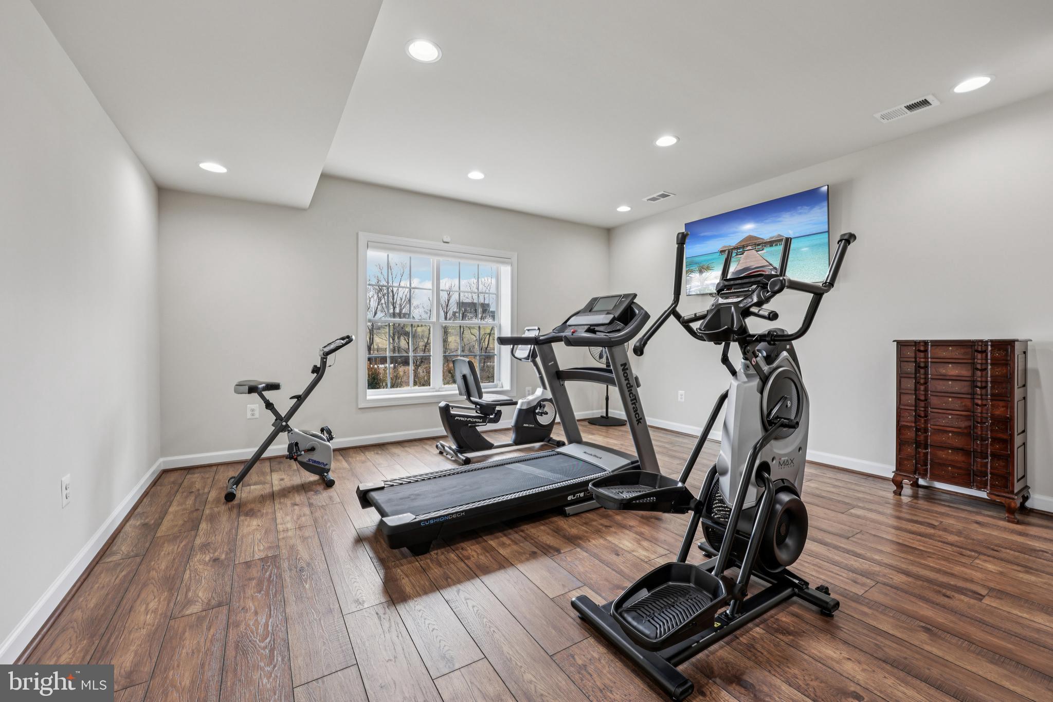 HUNT RIDGE PRESERVE - Residential