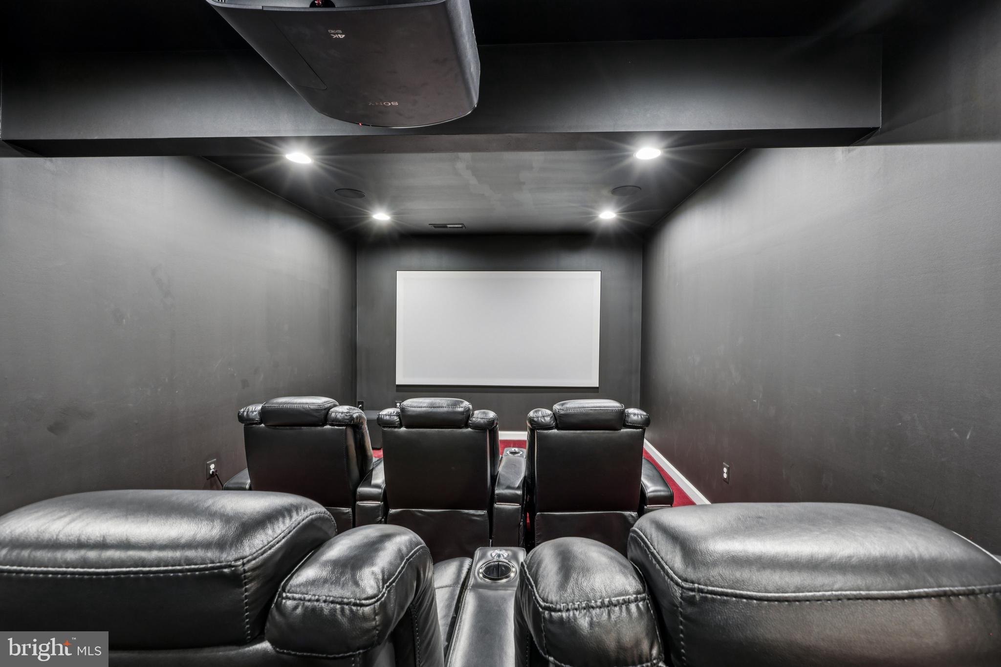 HUNT RIDGE PRESERVE - Residential