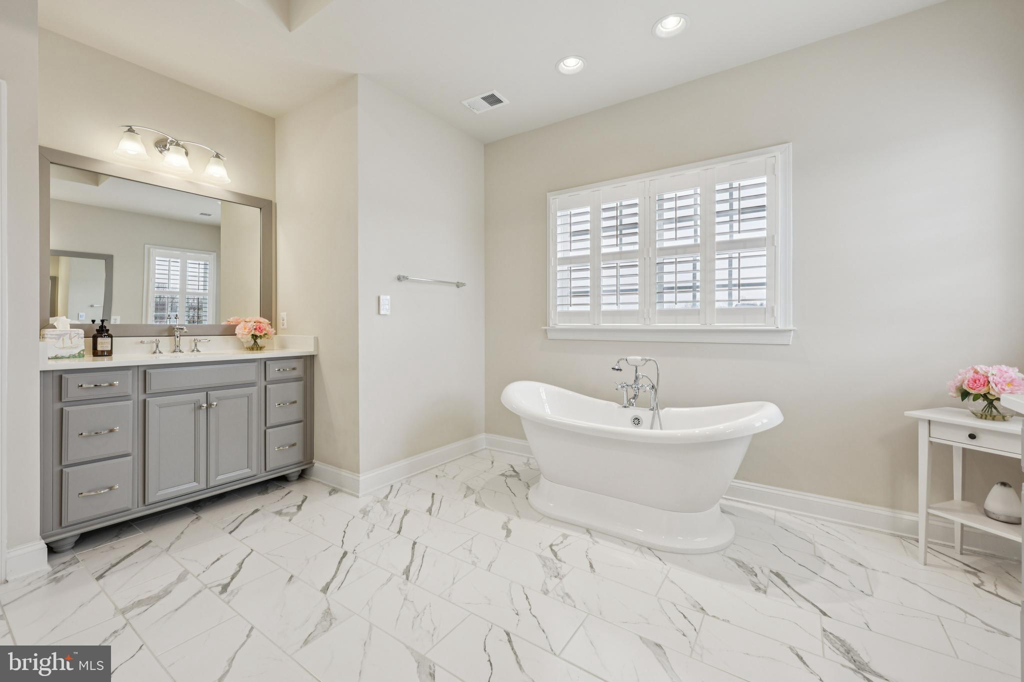 HUNT RIDGE PRESERVE - Residential