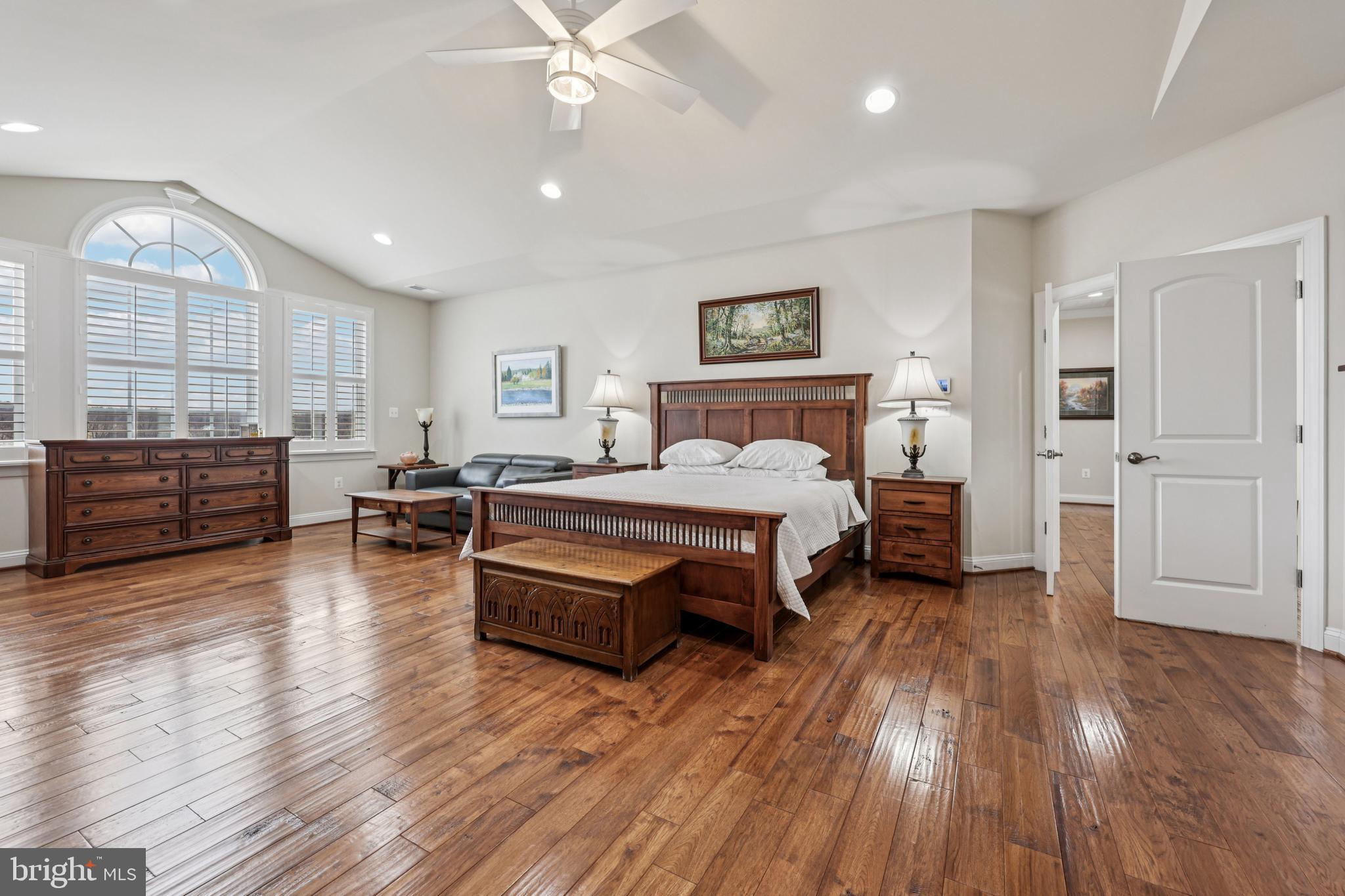 HUNT RIDGE PRESERVE - Residential