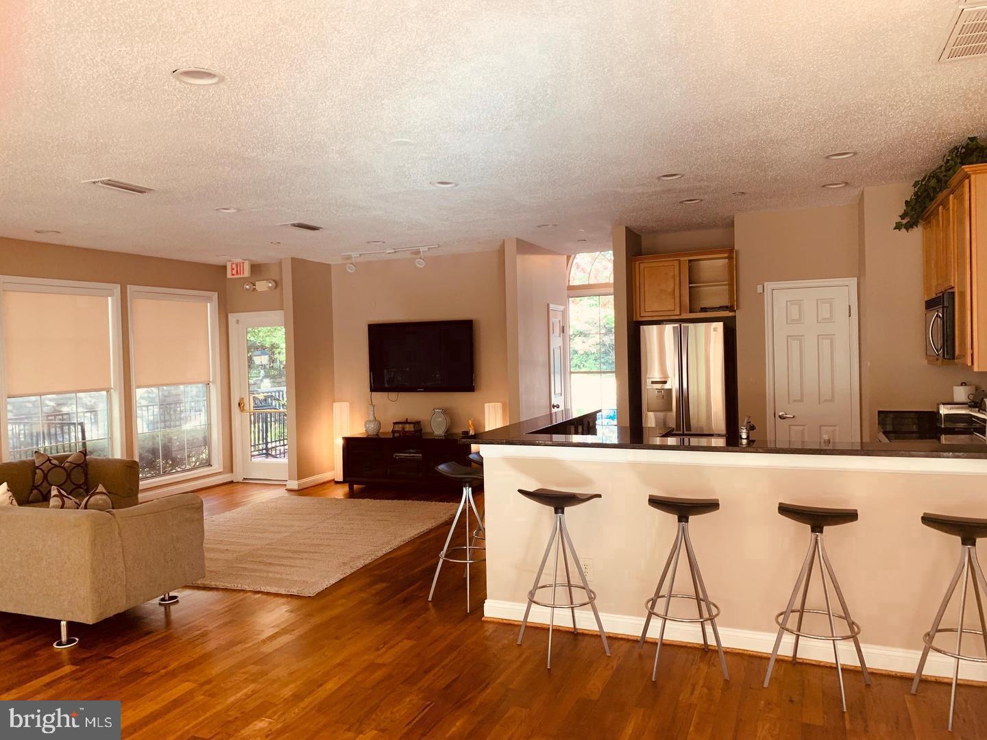 FOUNTAINS AT MCLEAN - Residential Lease