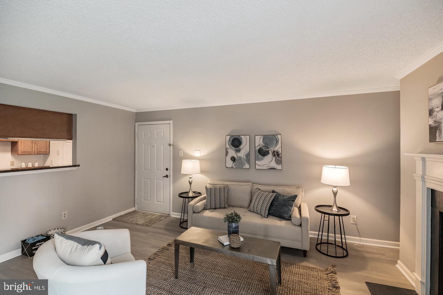 FOUNTAINS AT MCLEAN - Residential Lease