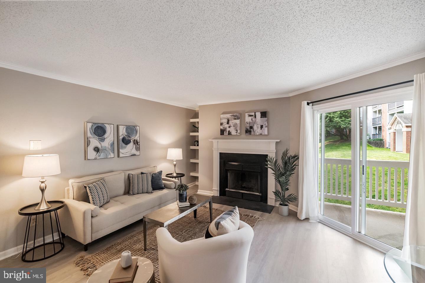 FOUNTAINS AT MCLEAN - Residential Lease