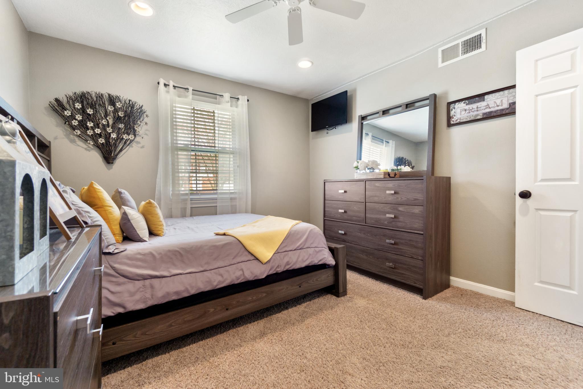 CEDARWOOD COVE - Residential