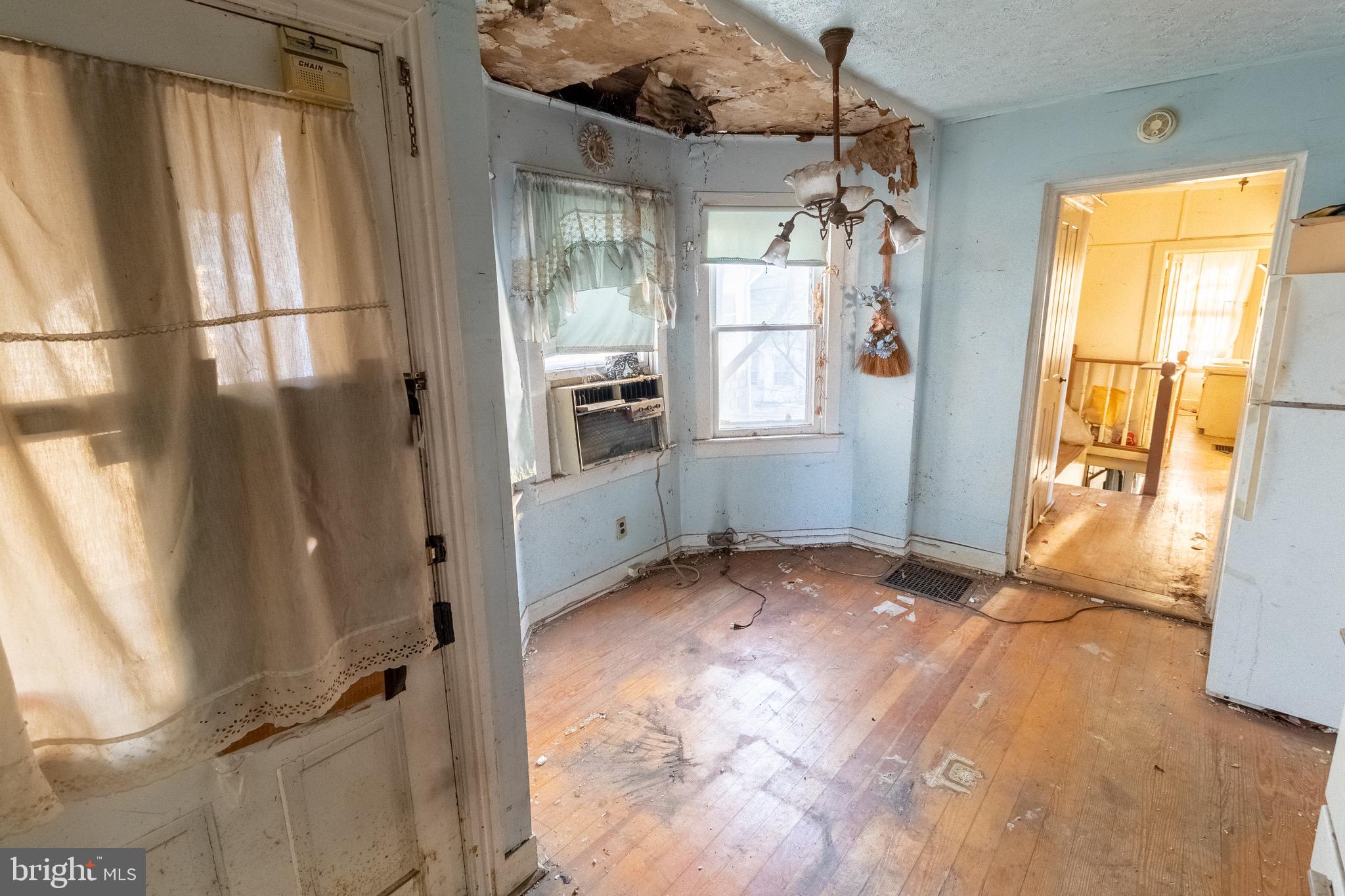 AIRLEY HEIGHTS - Residential