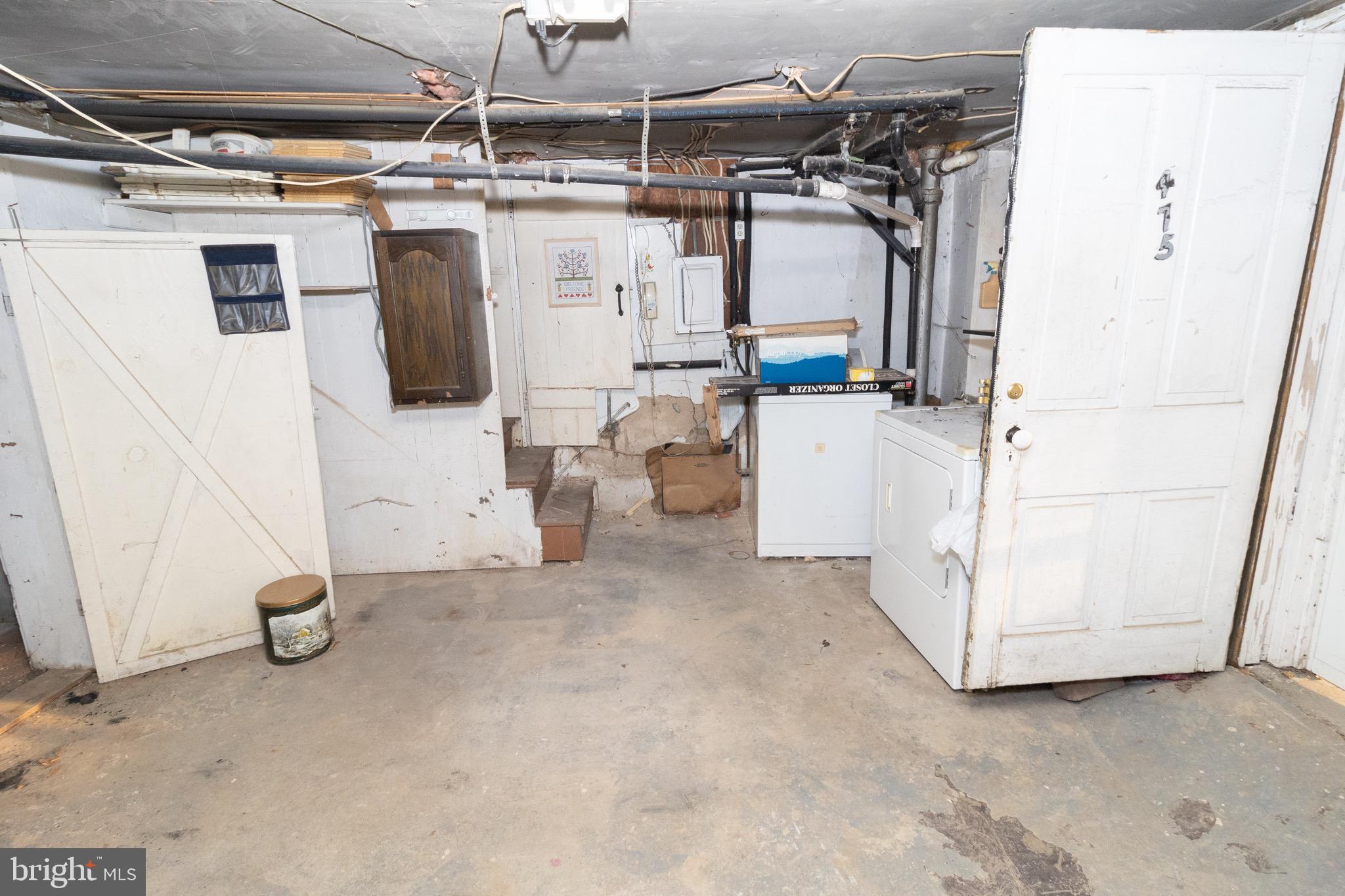 AIRLEY HEIGHTS - Residential