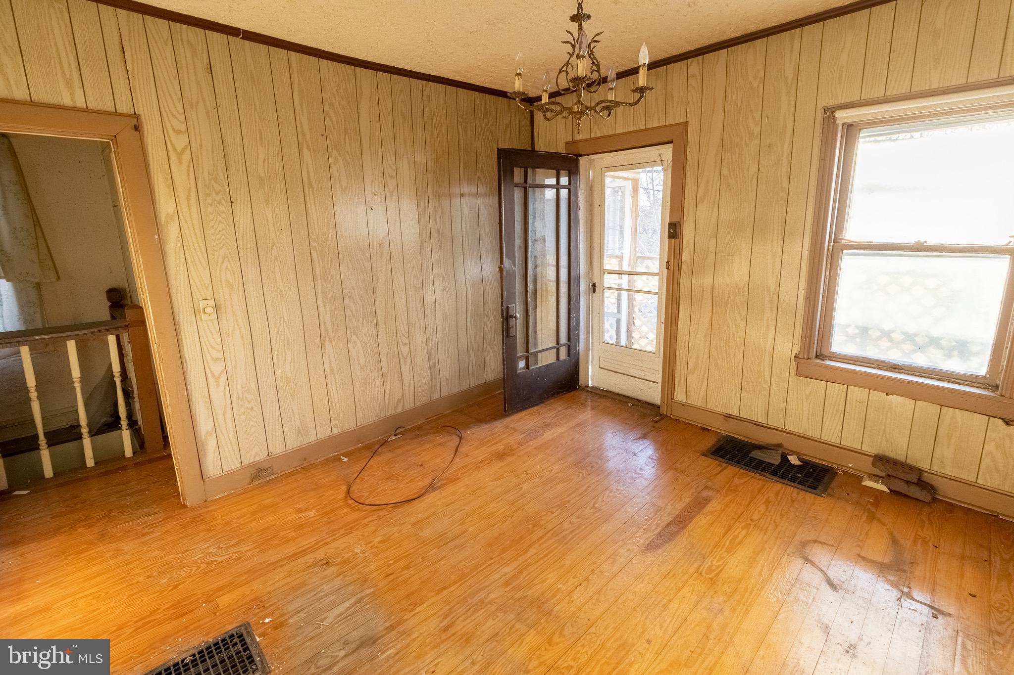 AIRLEY HEIGHTS - Residential