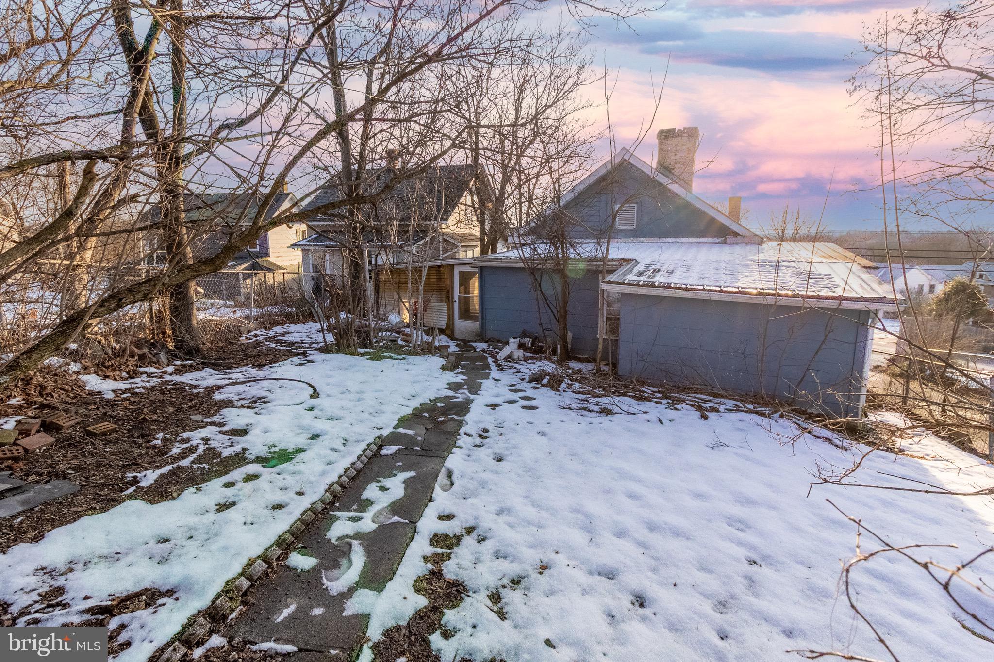 AIRLEY HEIGHTS - Residential