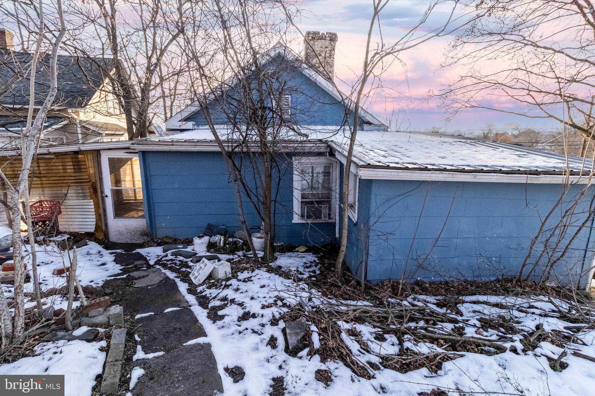 AIRLEY HEIGHTS - Residential