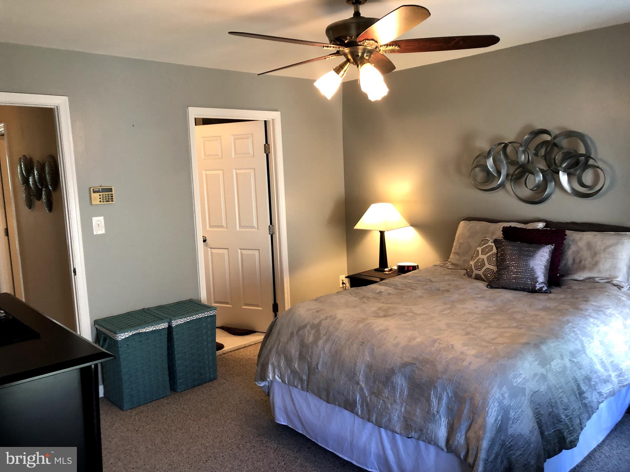 CENTRE RIDGE LAND BAY - Residential Lease