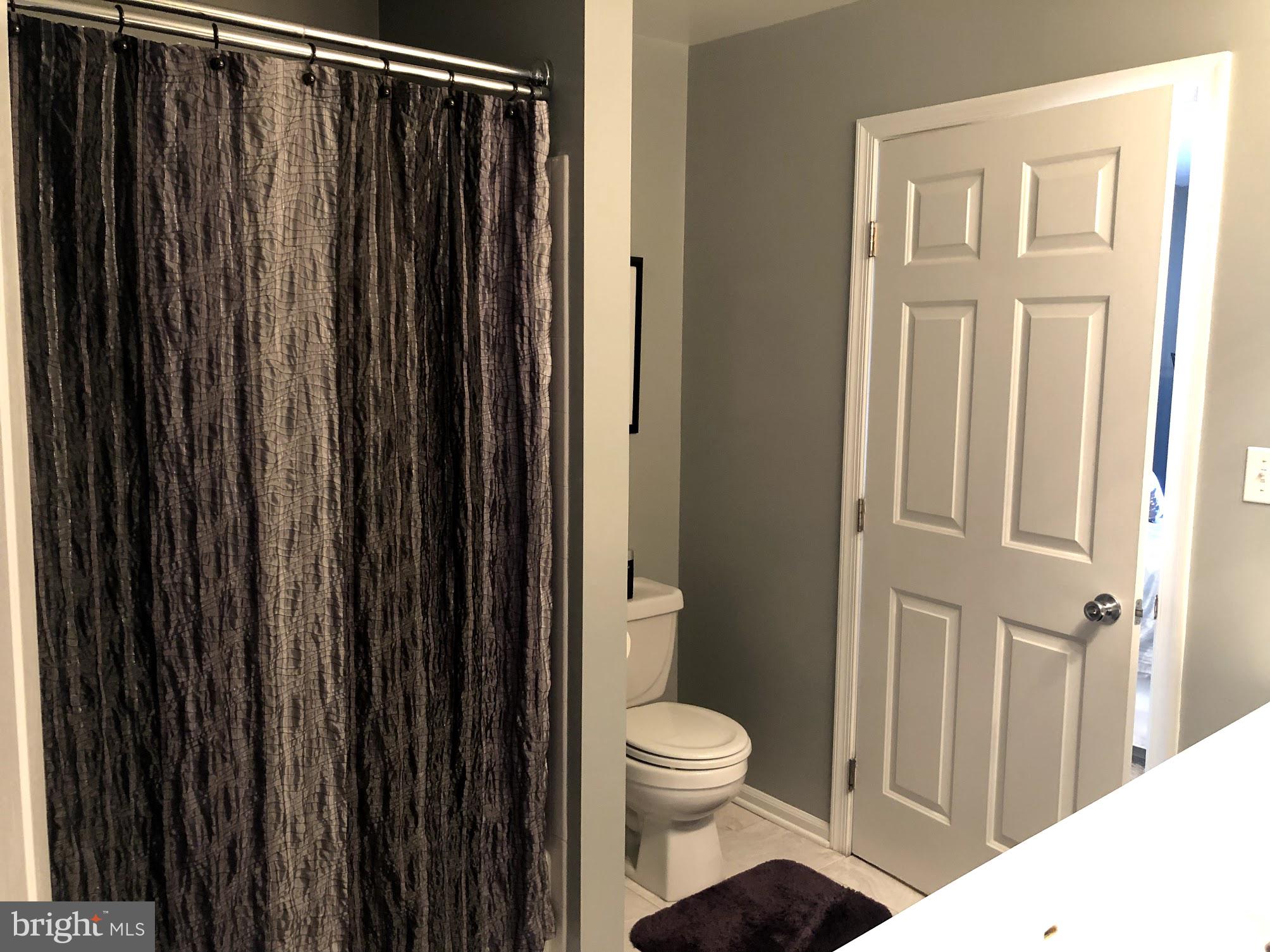 CENTRE RIDGE LAND BAY - Residential Lease