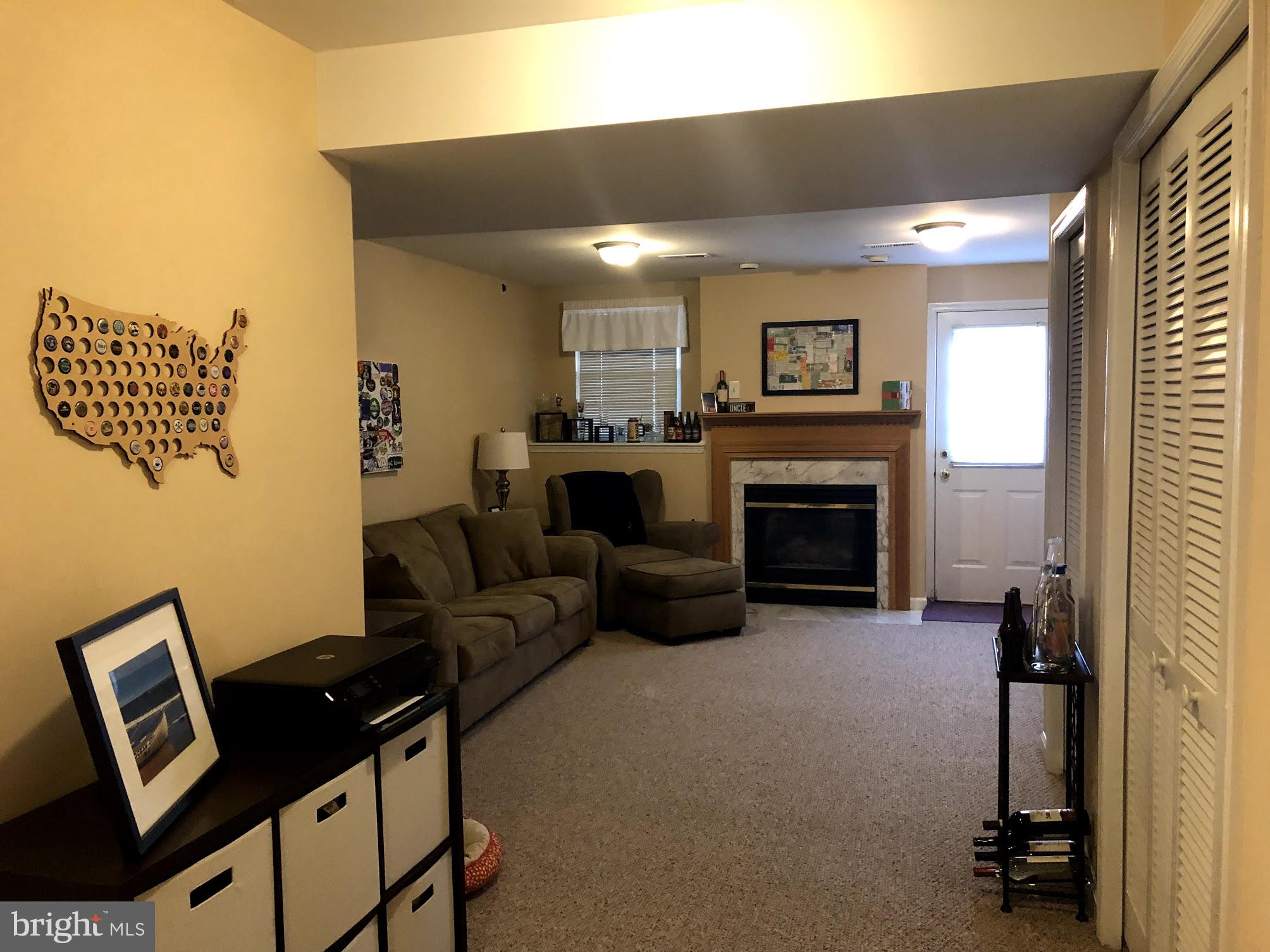 CENTRE RIDGE LAND BAY - Residential Lease